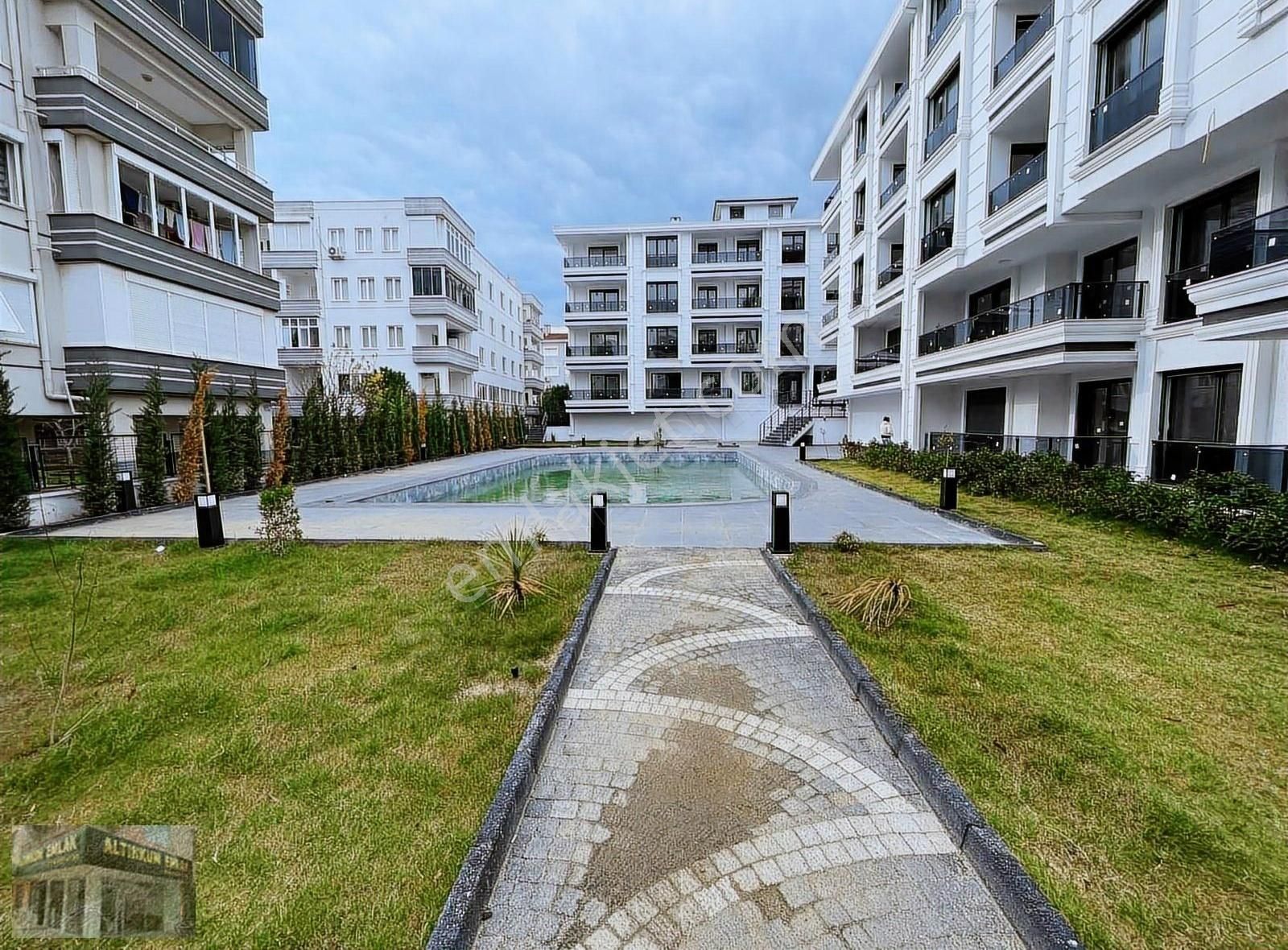 Sarımsaklı'da Yüzme Havuzlu Sitede 2+1 Satılık Yazlık - Görsel 25