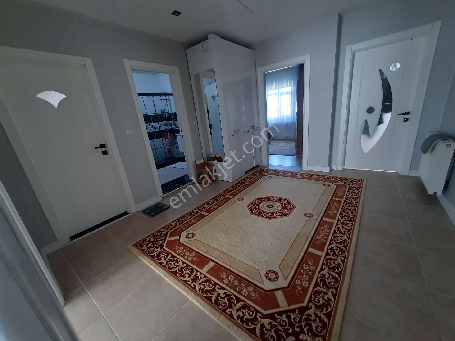 Kamilobada 400 M2 Arsalı 4+2 Satılık İki Katlı Villa - Görsel 17