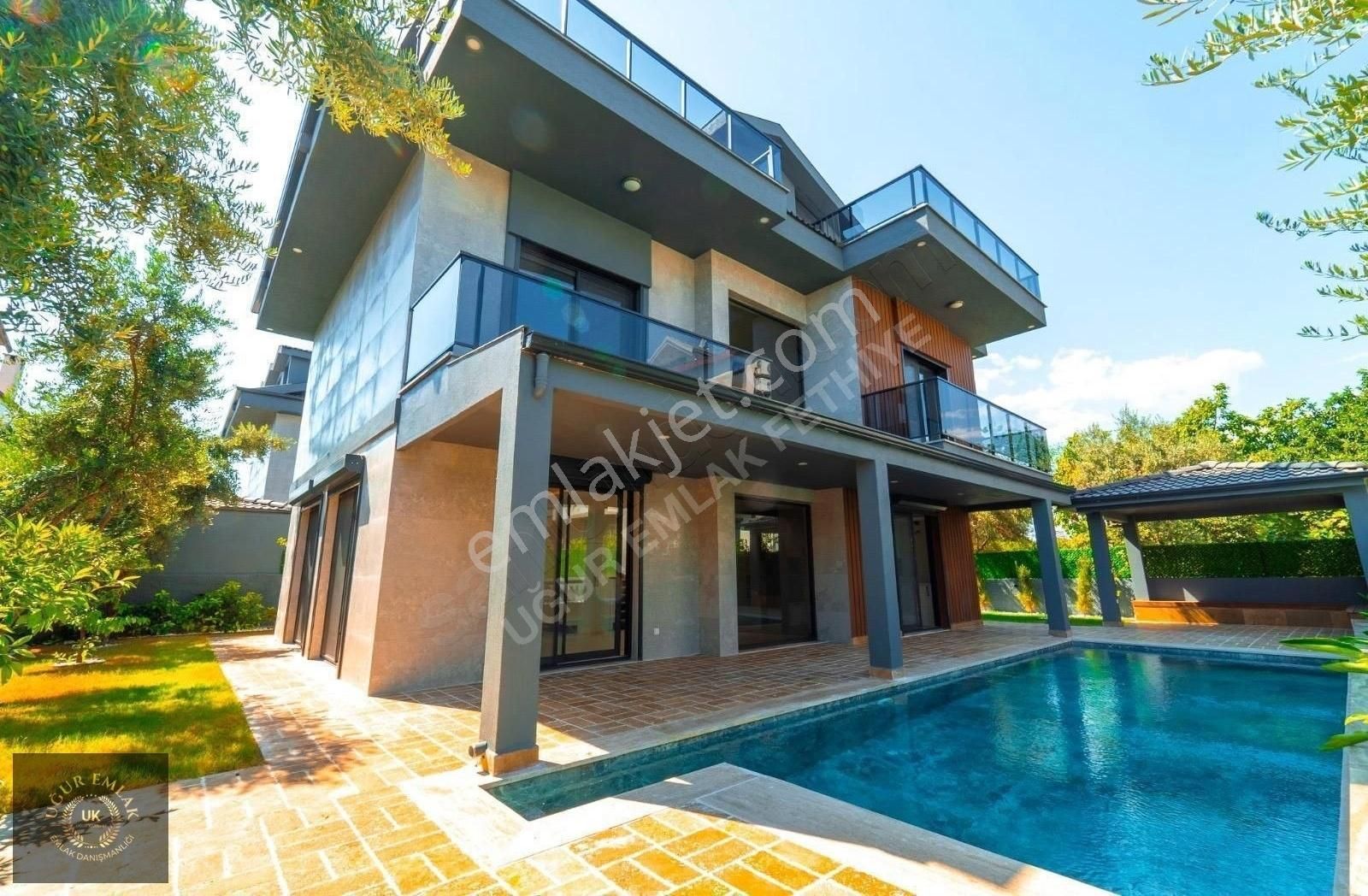 Uğur Emlaktan Fethiye Akarca Mah. Triplex 6+1 Satılık Villa - Görsel 13