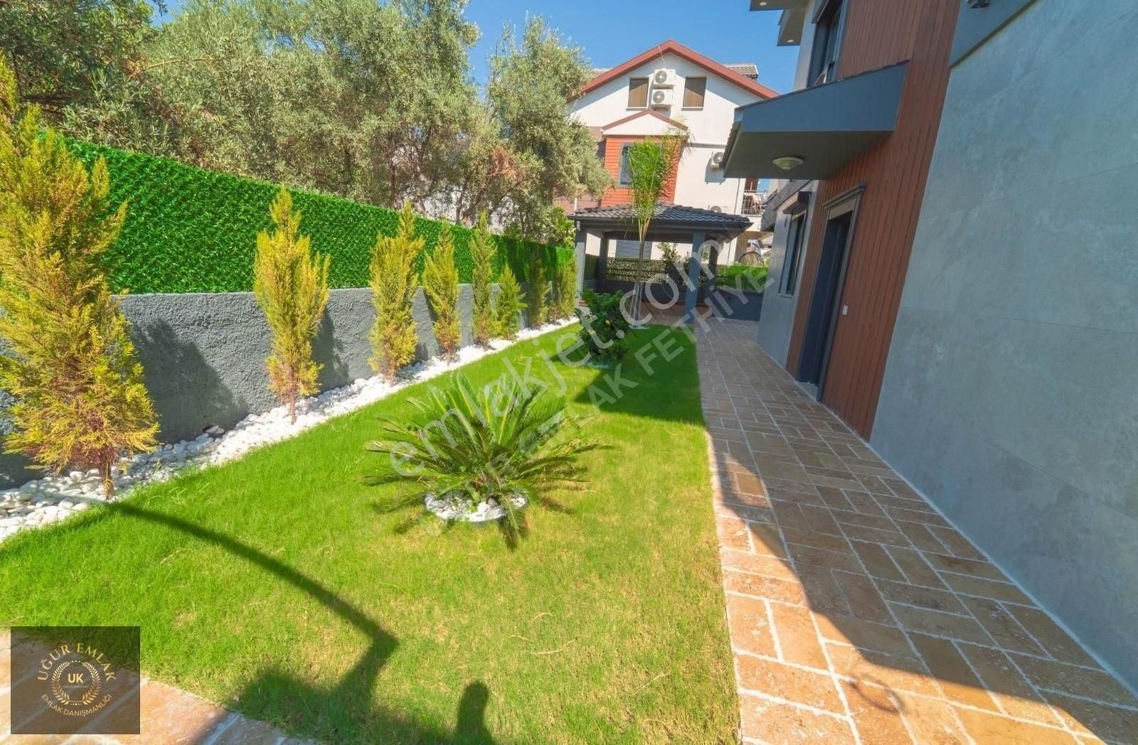 Uğur Emlaktan Fethiye Akarca Mah. Triplex 6+1 Satılık Villa - Görsel 2