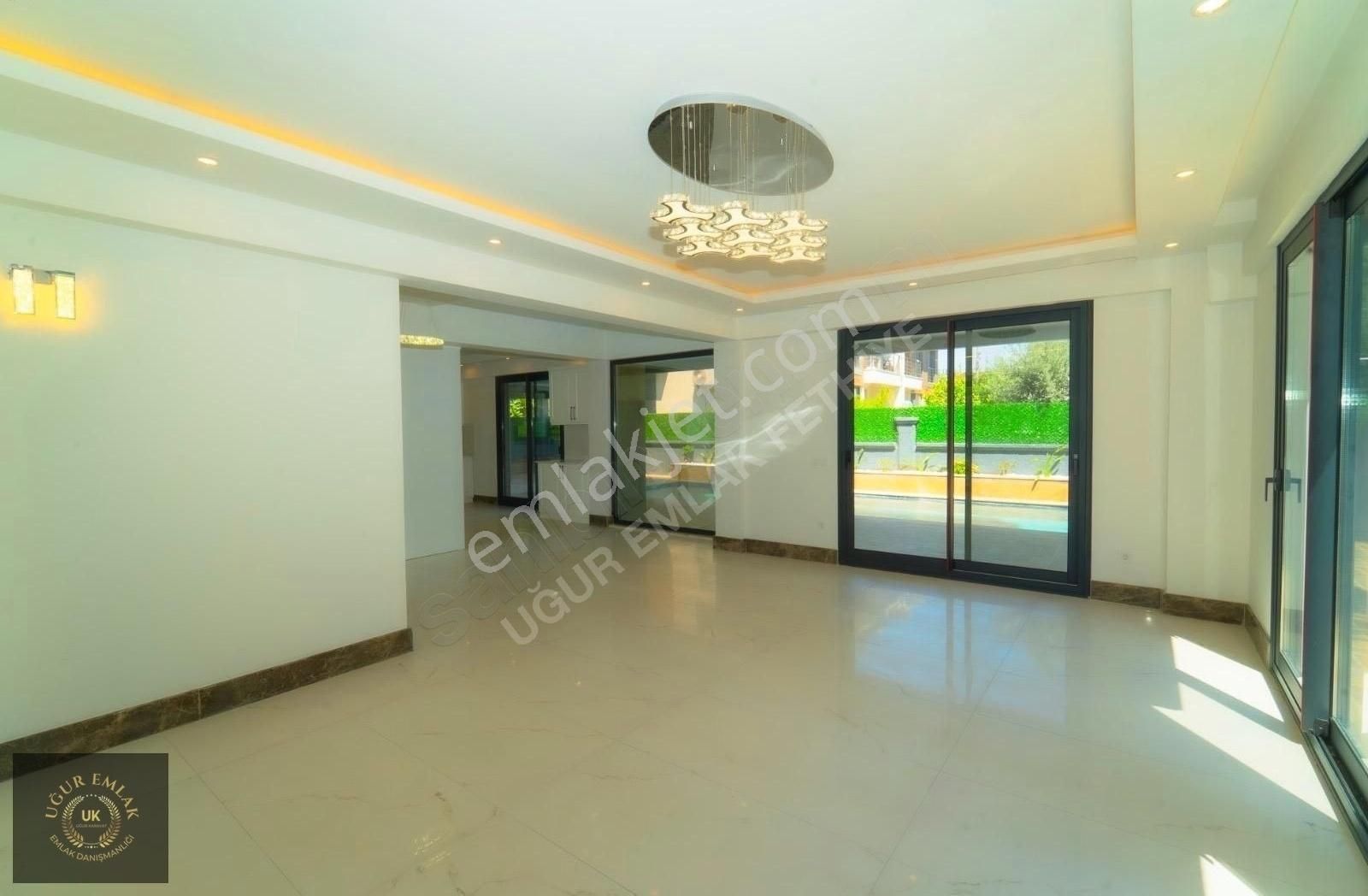 Uğur Emlaktan Fethiye Akarca Mah. Triplex 6+1 Satılık Villa - Görsel 14