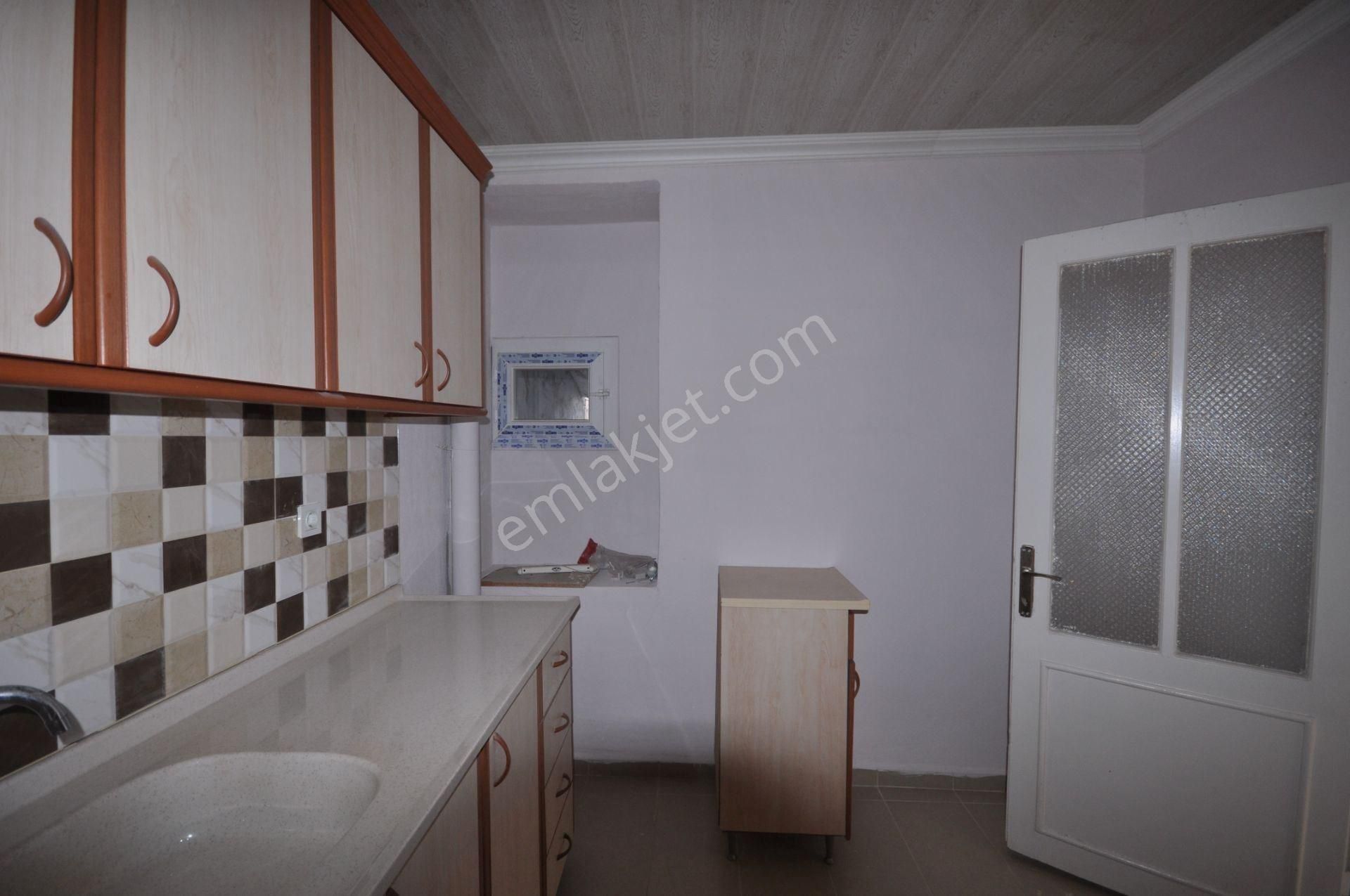 Söke Kemalpaşa Mh. Komple Yenilenmiş Satılık 2+1 Daire - Görsel 2