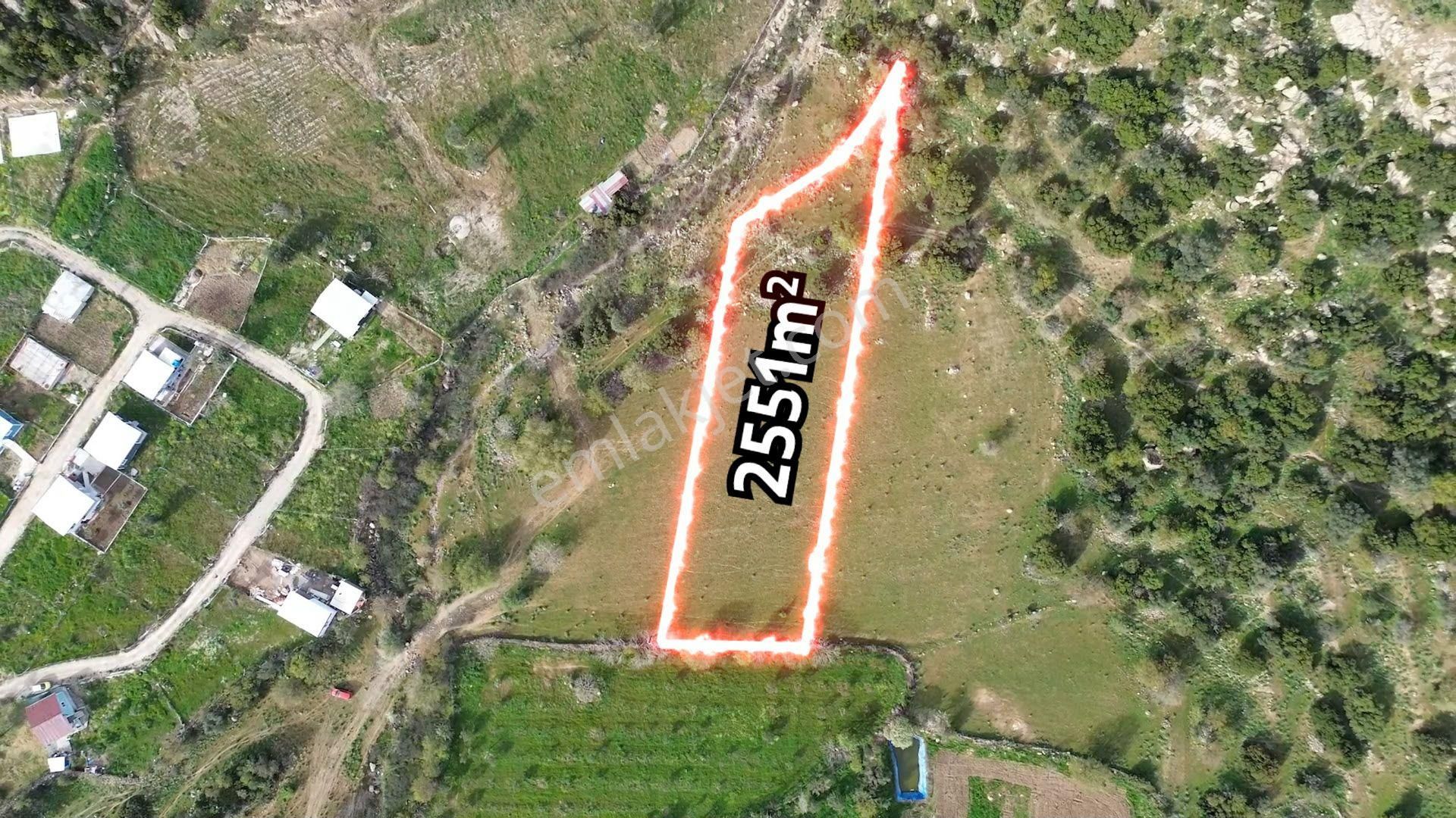 Menemen Bağcılar Mahallesi Satılık 2551 M2 Tarla - Görsel 11