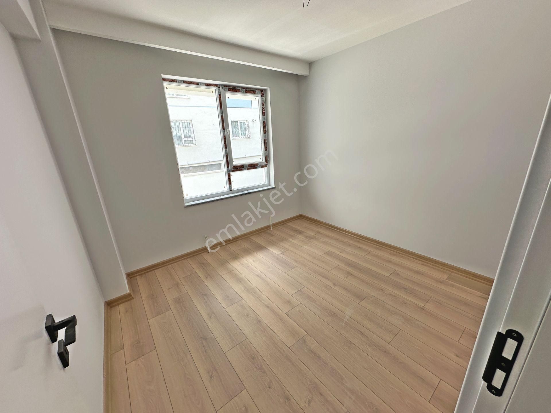 Natoyolu Cadde Yakını Ebeveyn Banyolu Ultra Lüks 3+1 Satılık Daire - Görsel 9