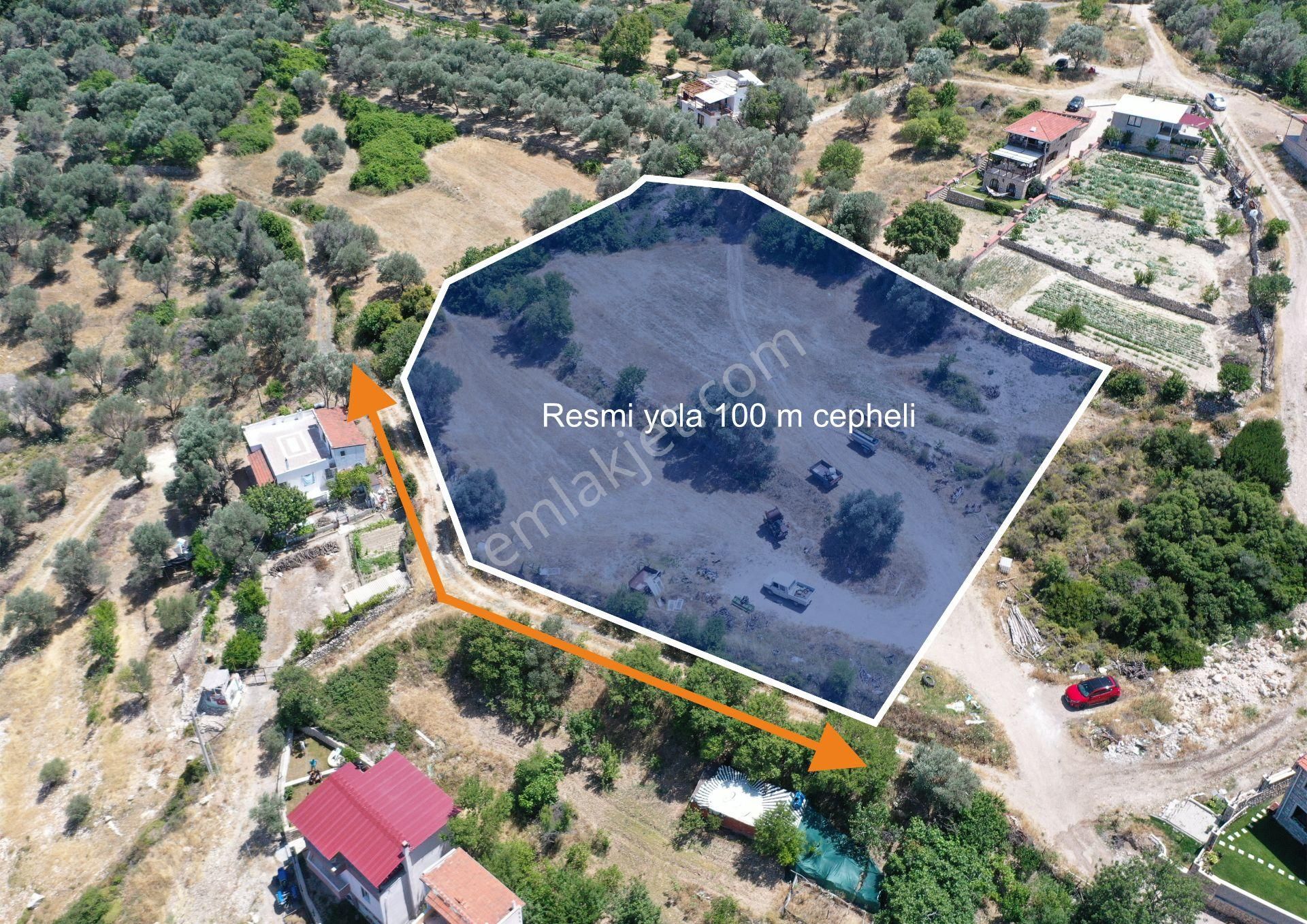 Karaburun Eğlenhoca Mahallesi'nde Deniz Manzaralı 5070 M² Tarla - Görsel 6