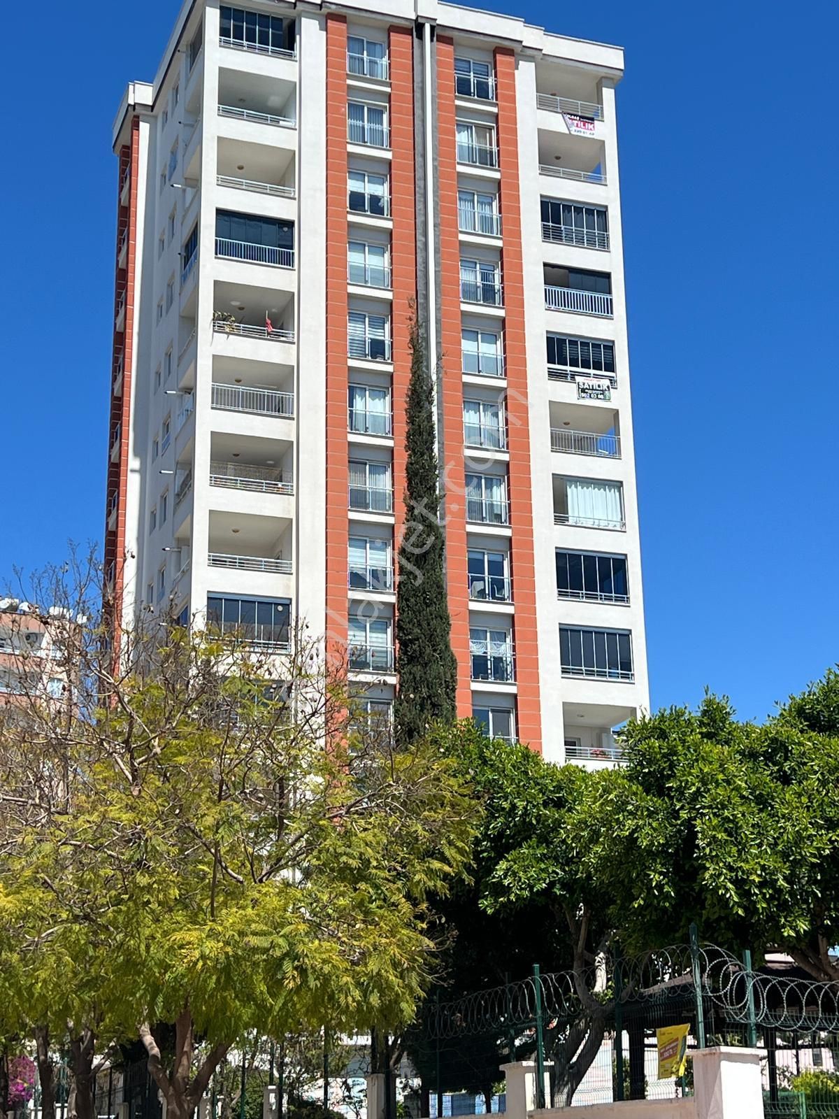 Batıkent Mahallesinde Deniz Ve Dağ Manzaralı Ultra Lüks 3+1 Satılık Daire - Görsel 3