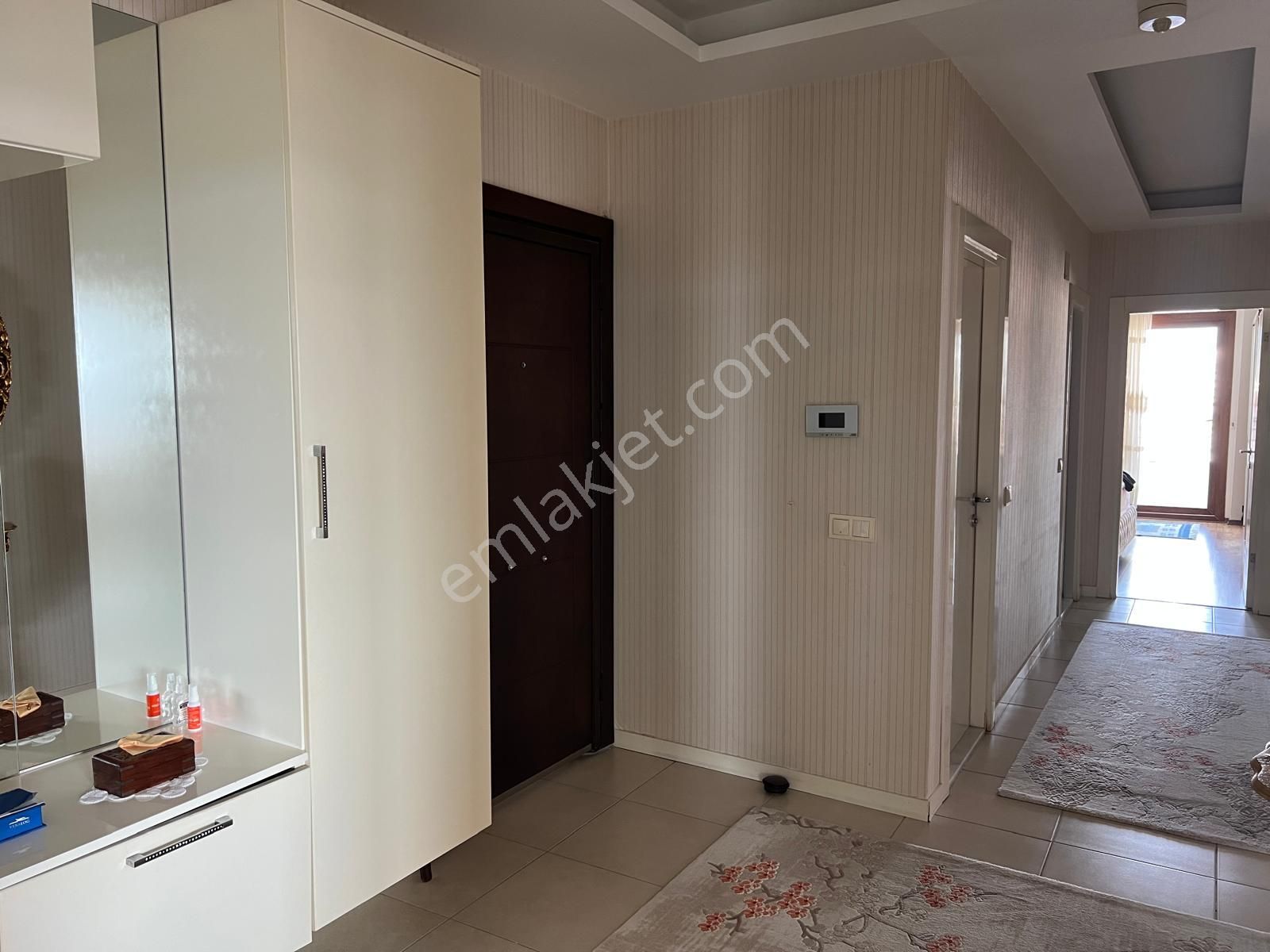 Batıkent Mahallesinde Deniz Ve Dağ Manzaralı Ultra Lüks 3+1 Satılık Daire - Görsel 10