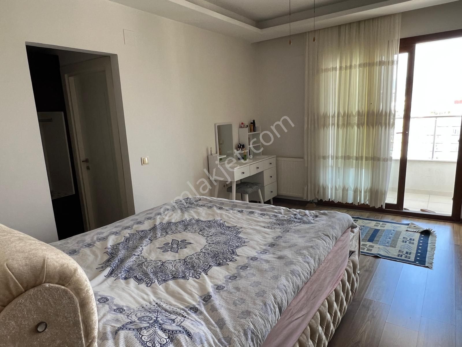 Batıkent Mahallesinde Deniz Ve Dağ Manzaralı Ultra Lüks 3+1 Satılık Daire - Görsel 20