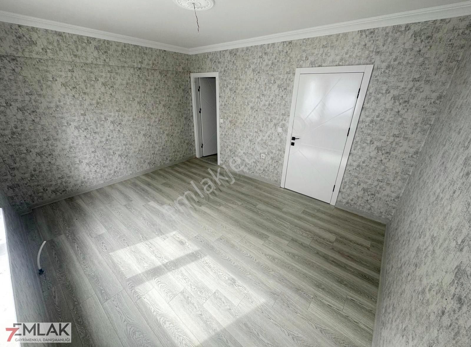 Ana Cadde Yakını Geniş Manzara Çift Banyo 4+1 Sıfır Lüks Yapılı