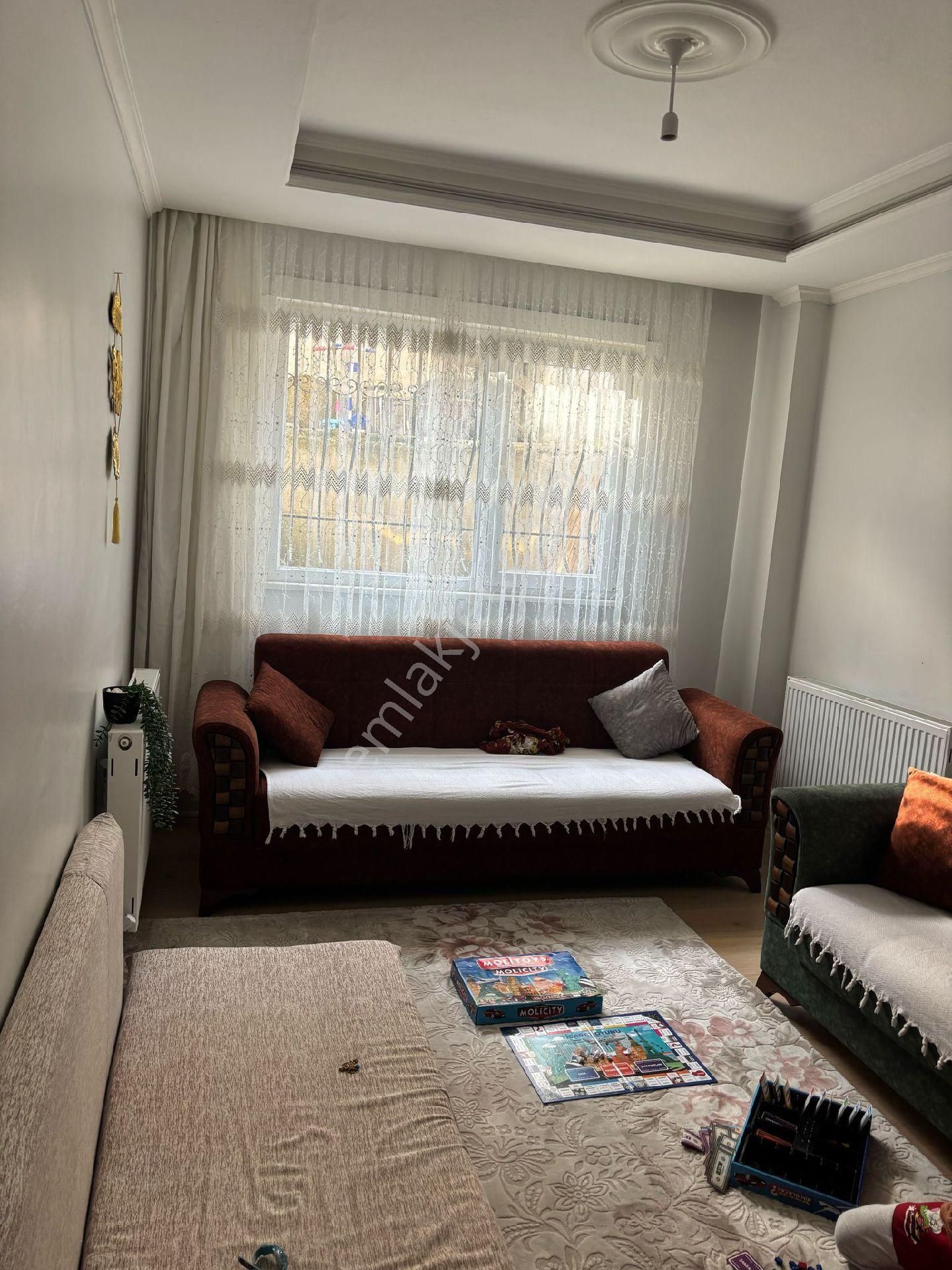 Sefaköy İnönü Mah Satılık 1+1 İçi Ful Yapılı Daire 1460 Tl