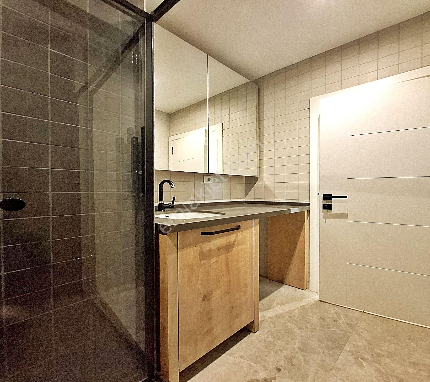 Hanev İnş'tan Metrobüse 5 Dk Mesafede 2+1 Ful Lüx Dekorlu Arakat - Görsel 17