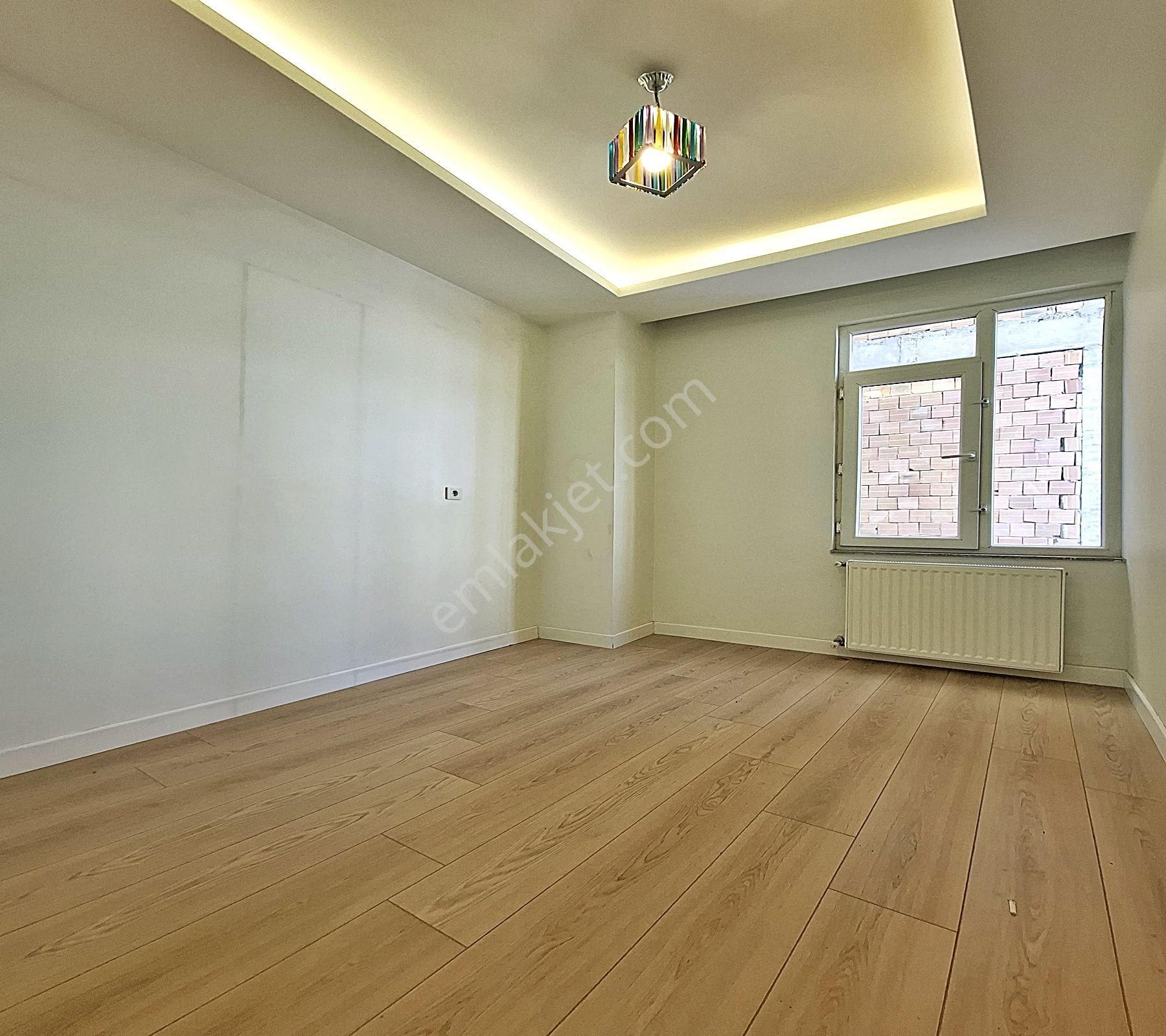 Hanev İnş'tan Metrobüse 5 Dk Mesafede 2+1 Ful Lüx Dekorlu Arakat - Görsel 23