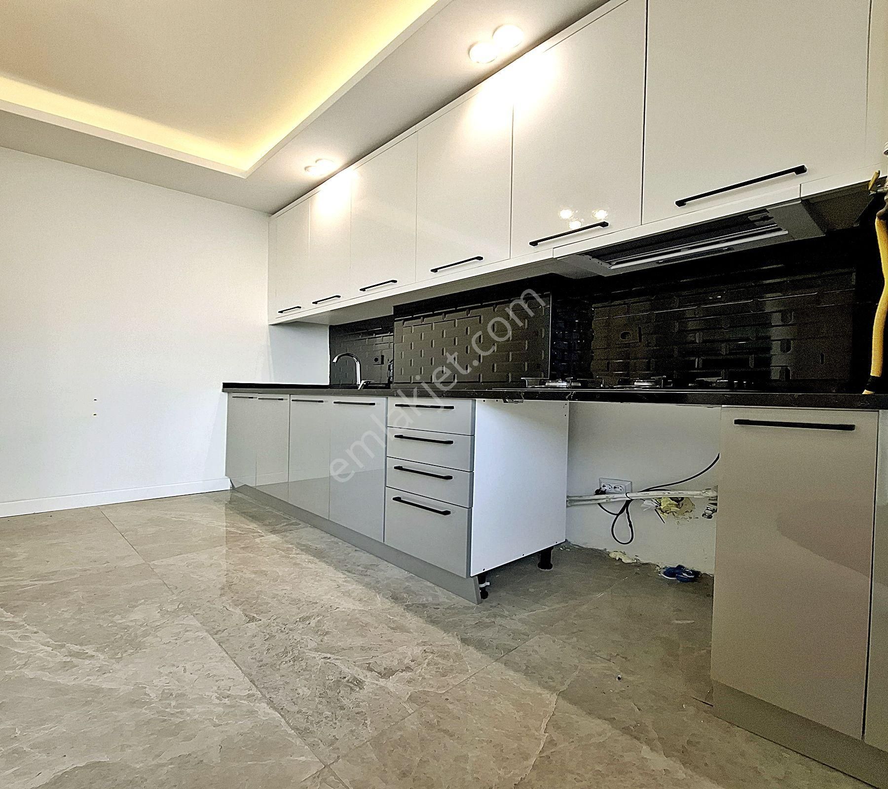 Hanev İnş'tan Metrobüse 5 Dk Mesafede 2+1 Ful Lüx Dekorlu Arakat - Görsel 20