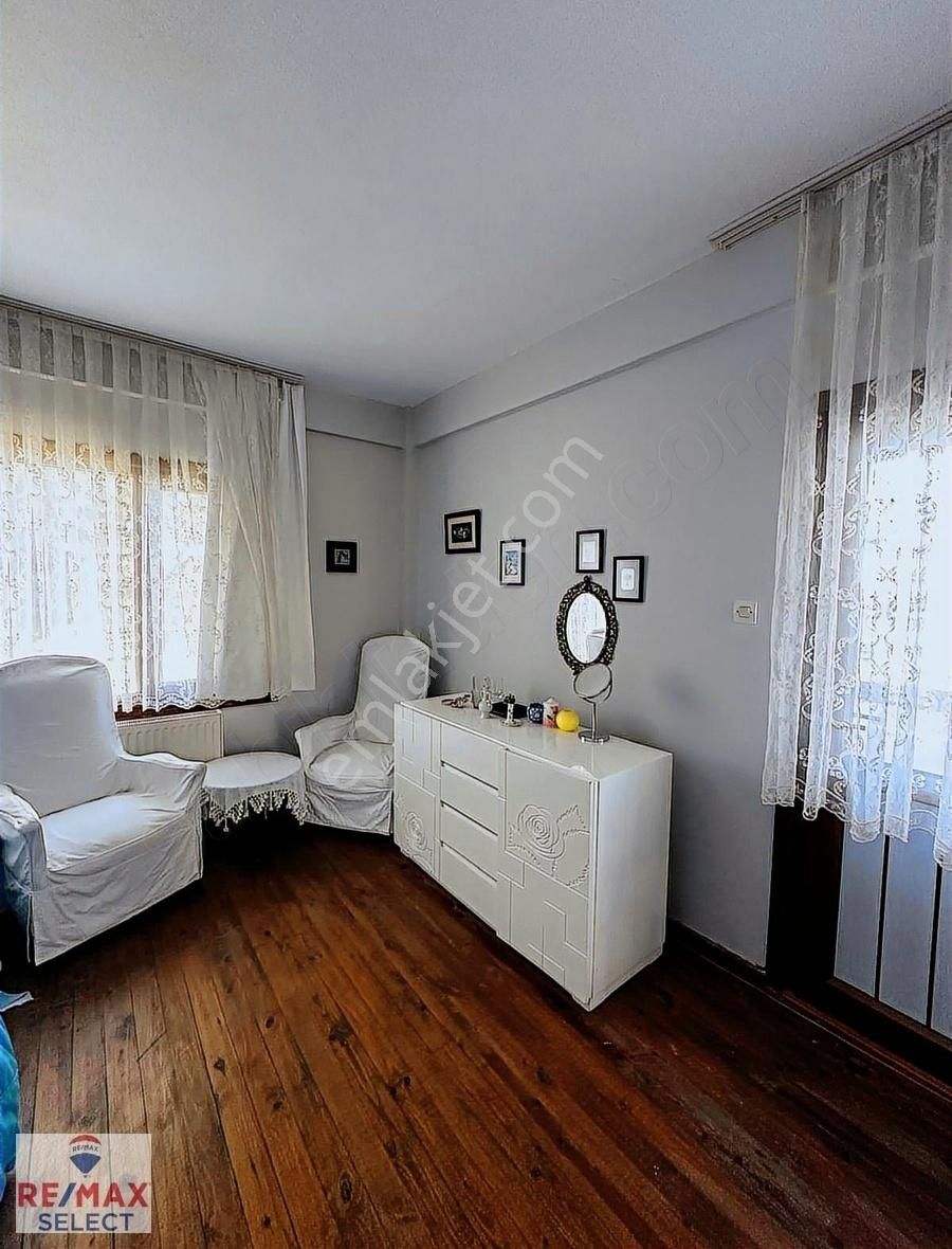 Tekirdağ Yenice Denize Sıfır Havuzlu Sitede Eşyalı Satılık Villa - Görsel 7