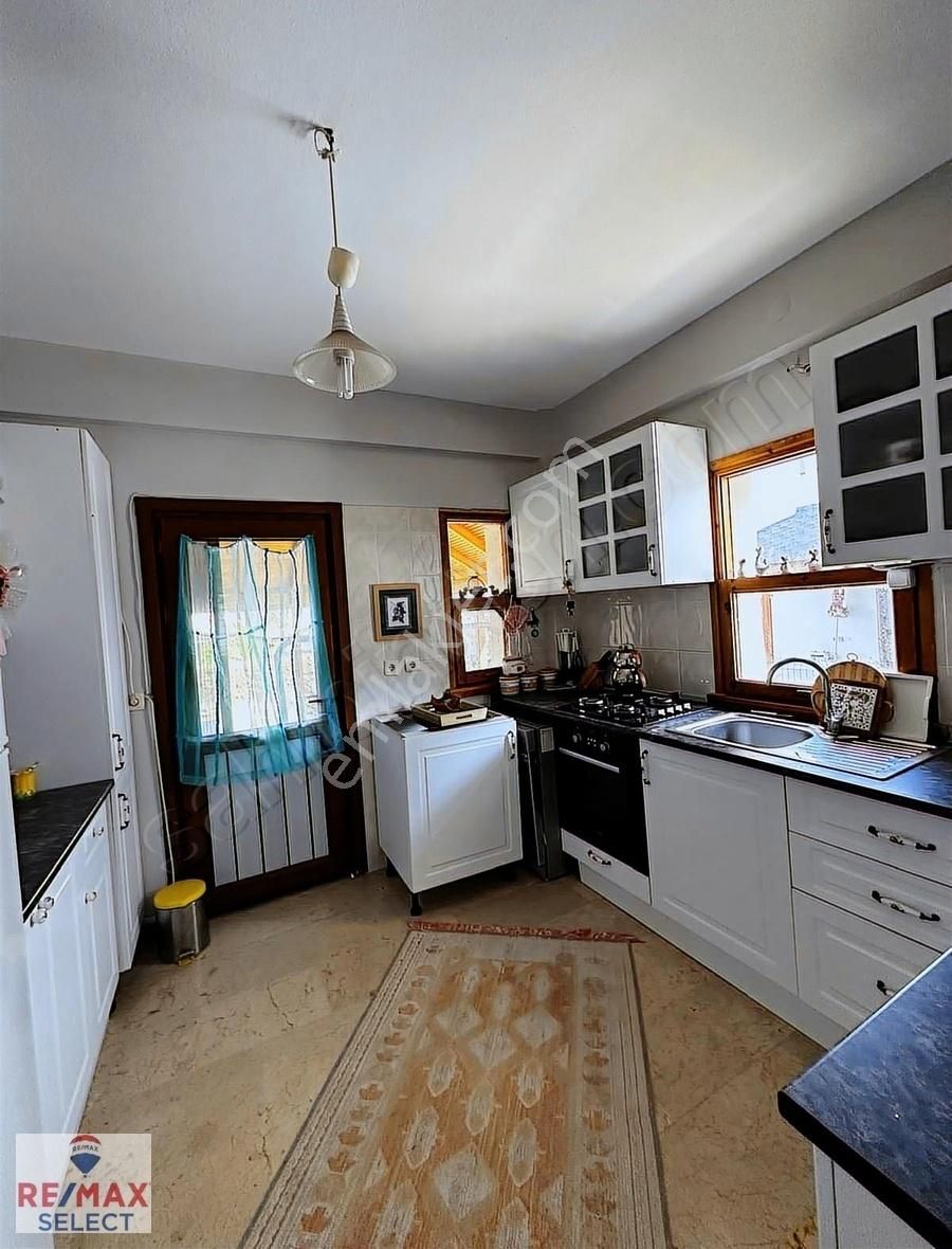 Tekirdağ Yenice Denize Sıfır Havuzlu Sitede Eşyalı Satılık Villa - Görsel 8