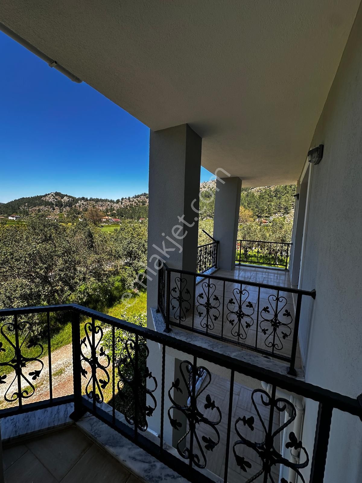 Marmaris Turgut Köyü’nde Denize 200m Kiralık 1+1 Daire - Görsel 15