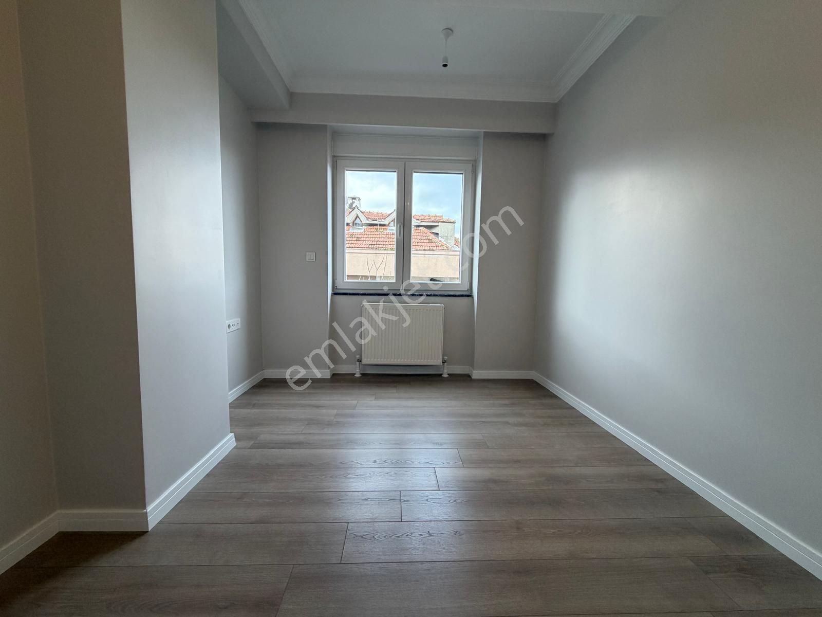 Bahçelievler Merkezde 5+2 Eşsiz Terasıyla Oturuma Hazır Dublex - Görsel 9