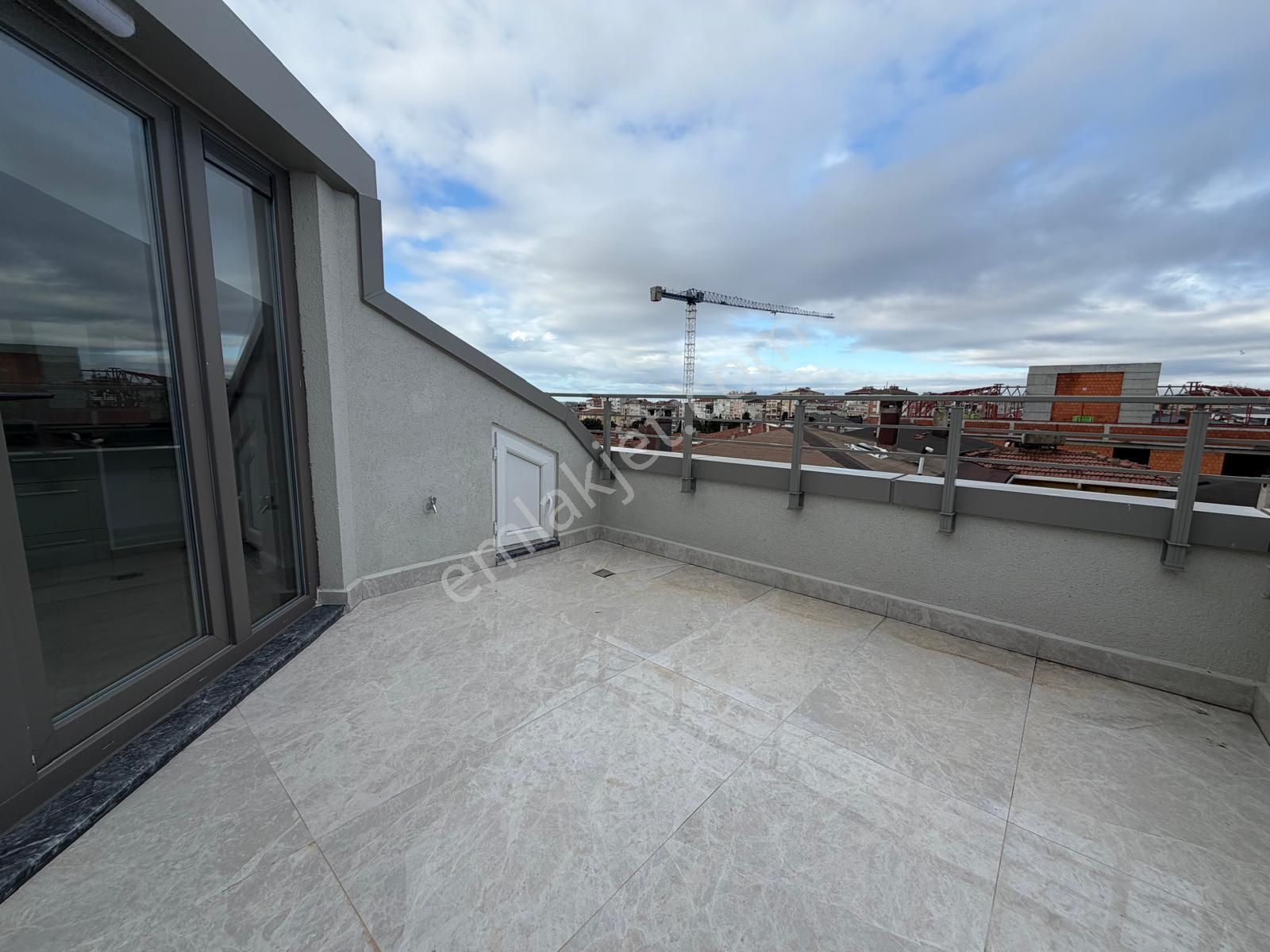 Bahçelievler Merkezde 5+2 Eşsiz Terasıyla Oturuma Hazır Dublex - Görsel 32