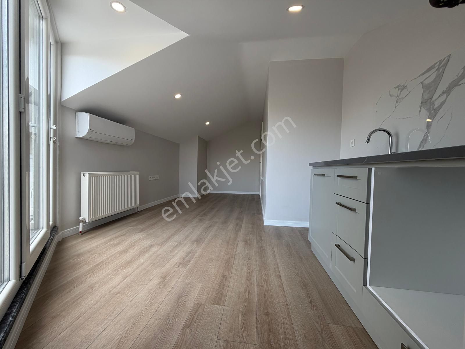 Bahçelievler Merkezde 5+2 Eşsiz Terasıyla Oturuma Hazır Dublex - Görsel 29