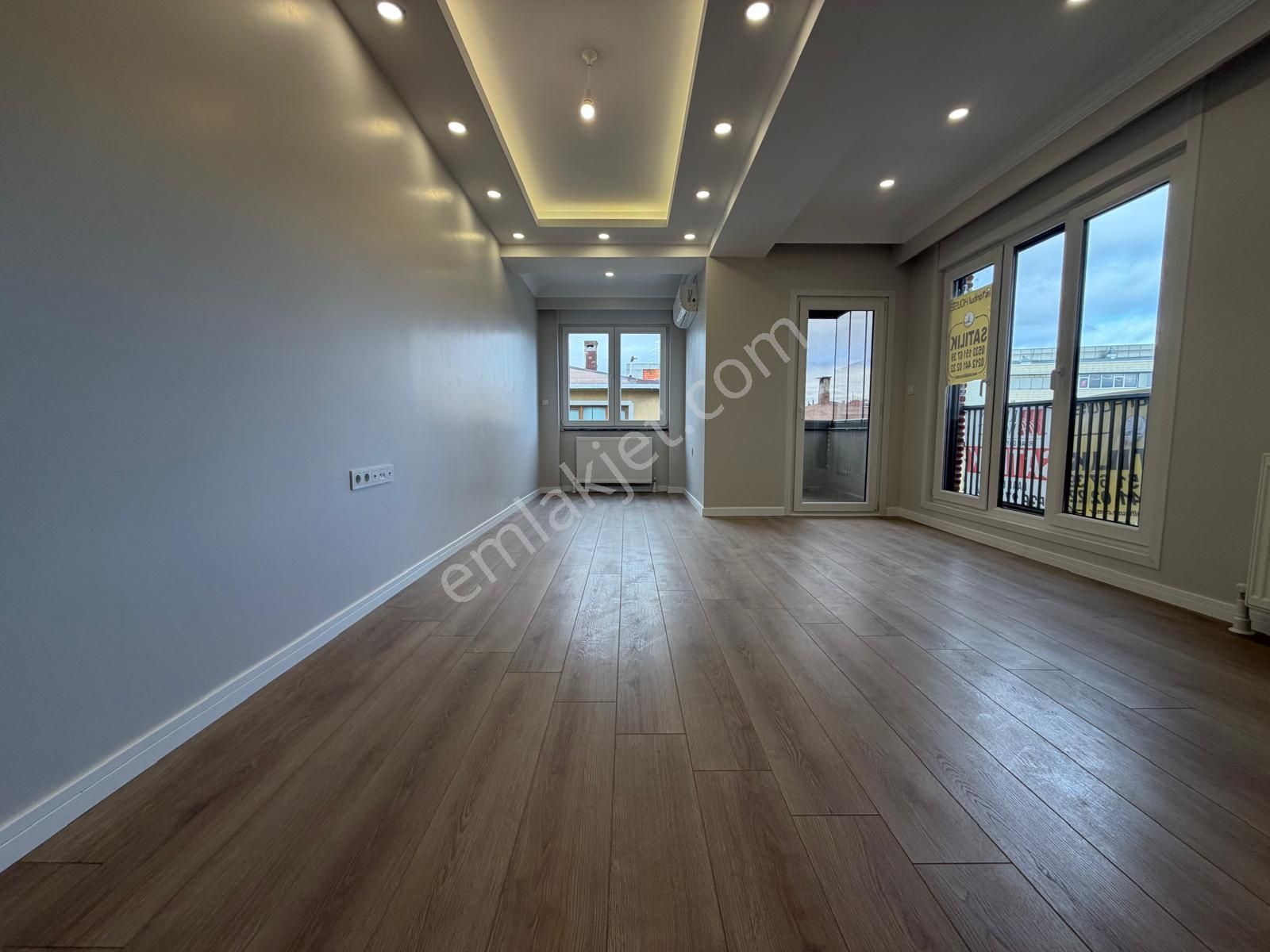 Bahçelievler Merkezde 5+2 Eşsiz Terasıyla Oturuma Hazır Dublex - Görsel 2