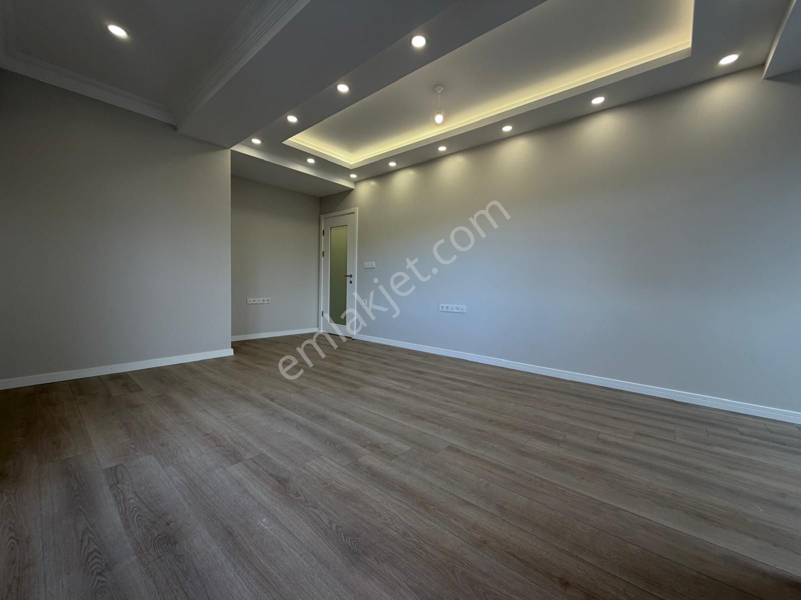 Bahçelievler Merkezde 5+2 Eşsiz Terasıyla Oturuma Hazır Dublex - Görsel 5