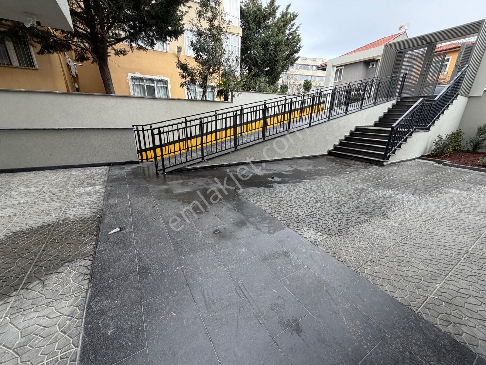 Bahçelievler Merkezde 5+2 Eşsiz Terasıyla Oturuma Hazır Dublex - Görsel 35