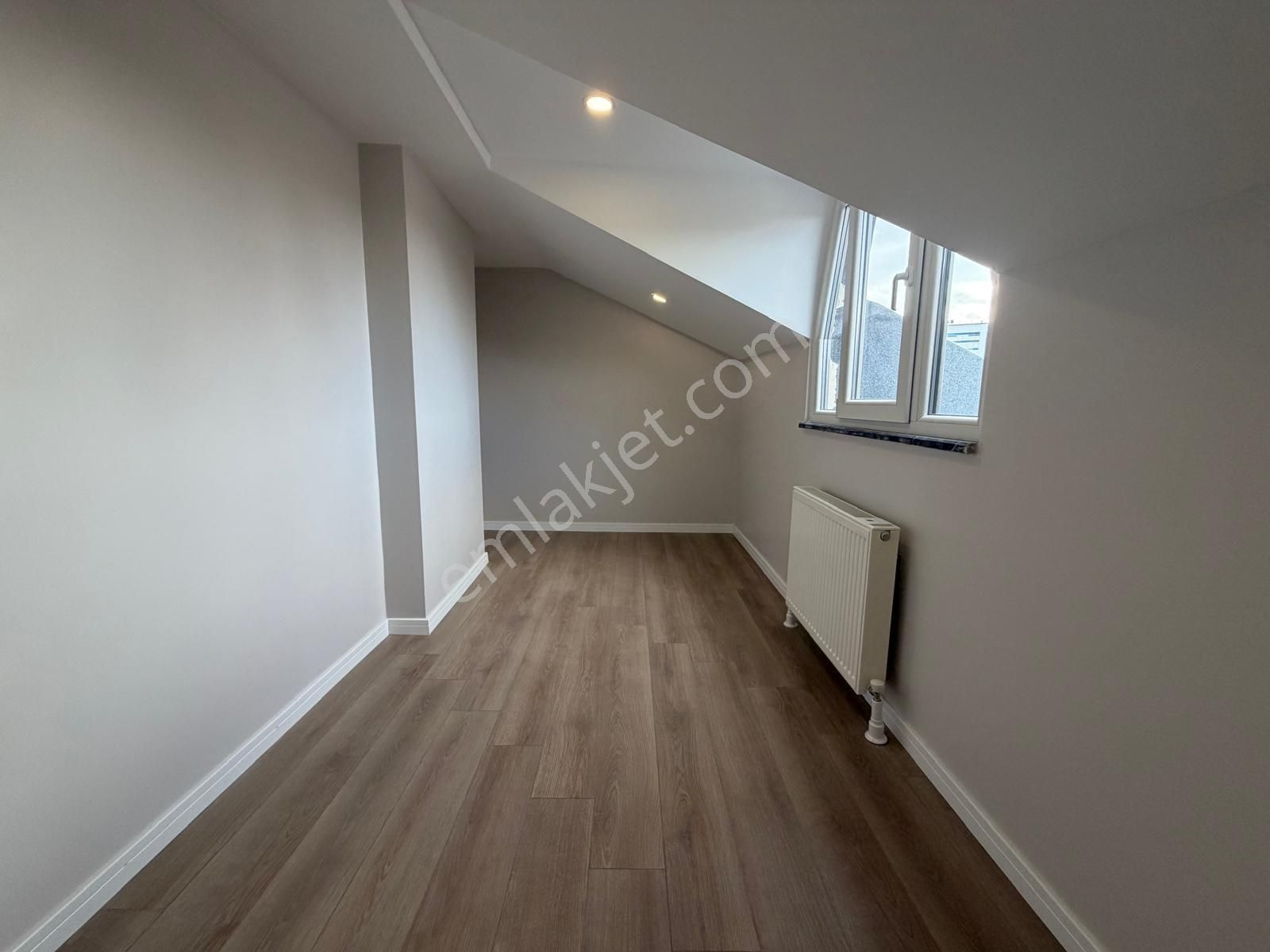 Bahçelievler Merkezde 5+2 Eşsiz Terasıyla Oturuma Hazır Dublex - Görsel 26