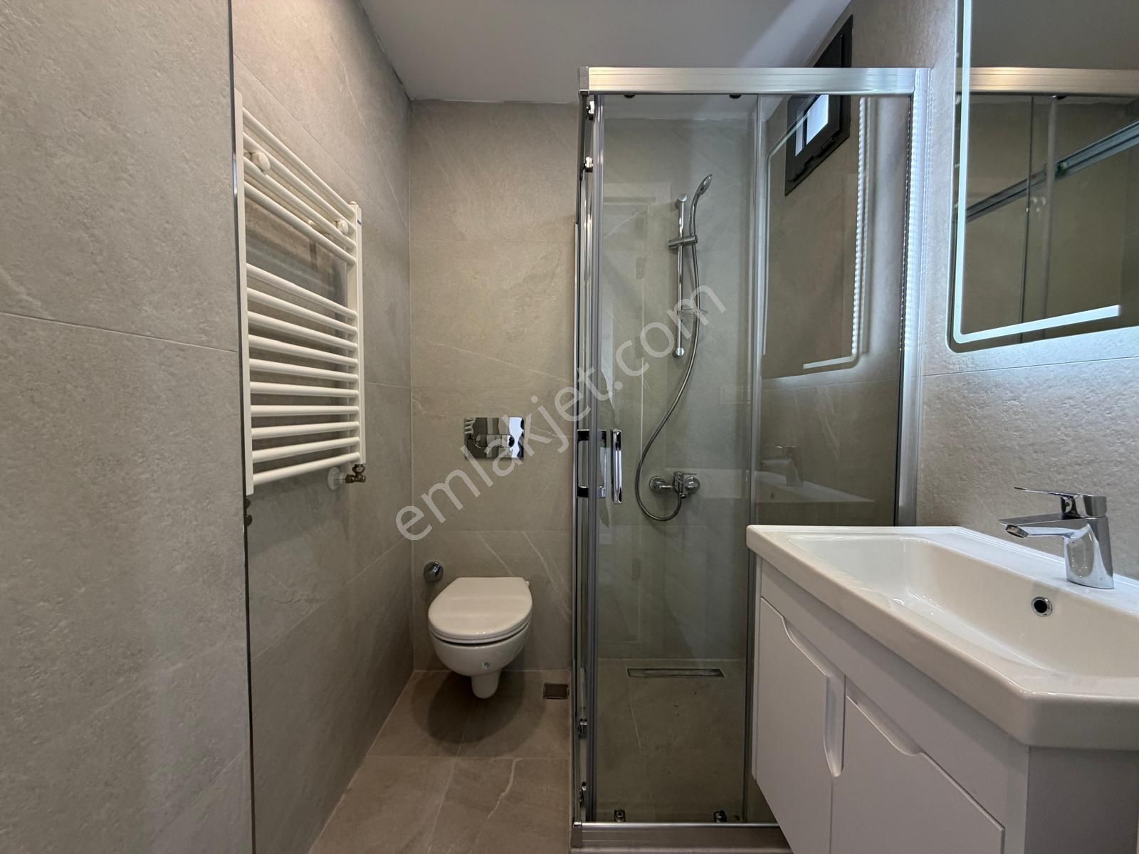 Bahçelievler Merkezde 5+2 Eşsiz Terasıyla Oturuma Hazır Dublex - Görsel 13