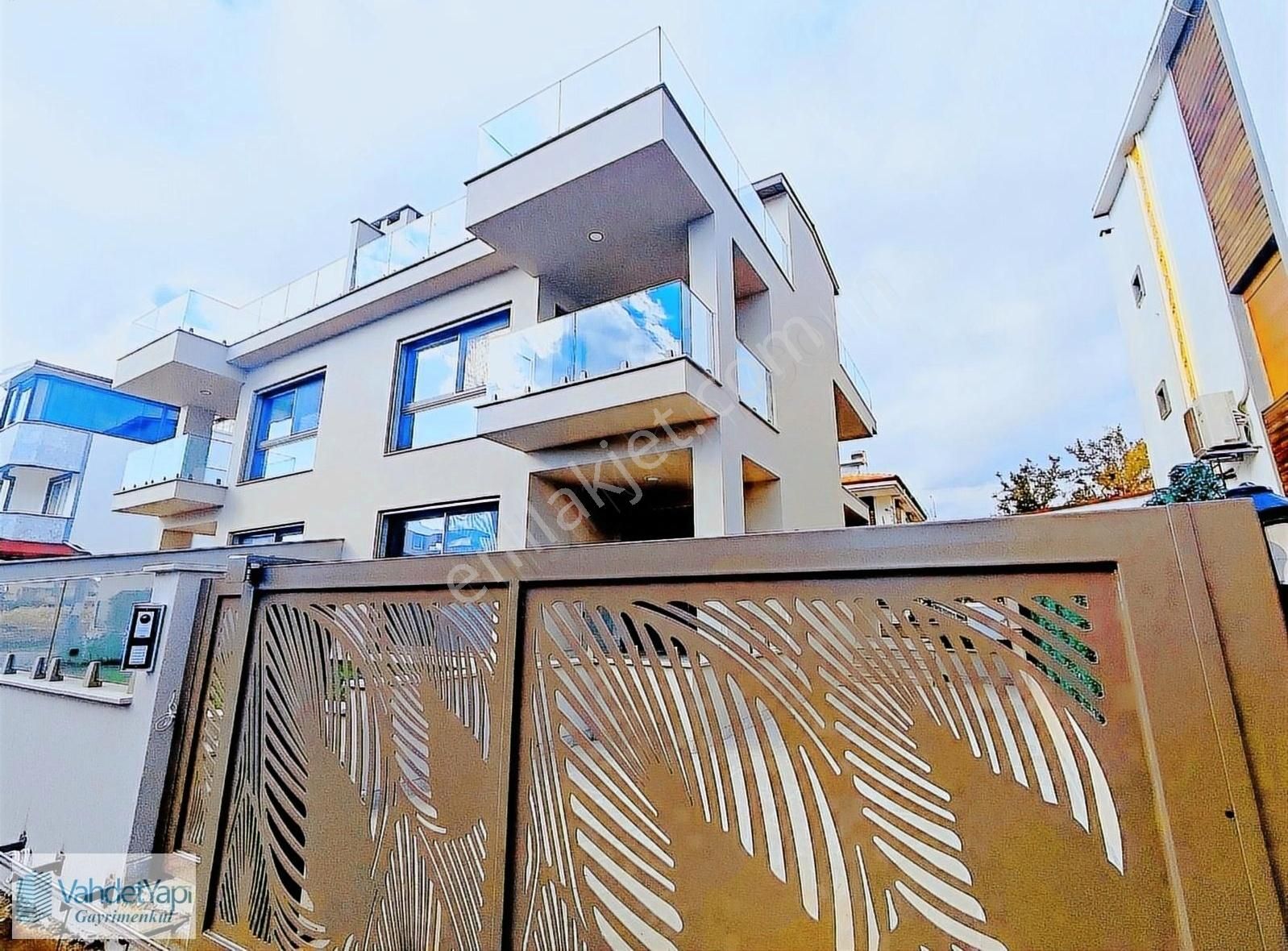 Vahdet'ten Denize 100 Mt Ultra Luks Hayran Kalacağınız Villa !!! - Görsel 13