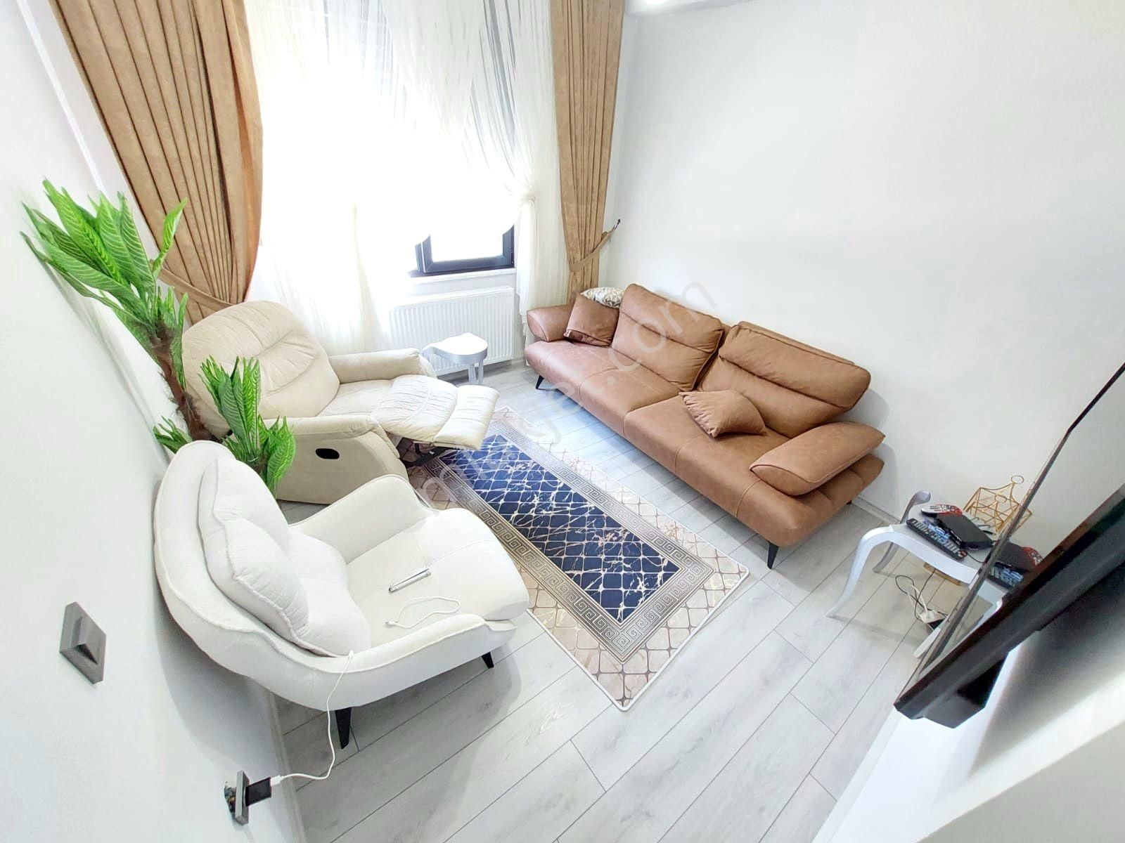Vahdet'ten Yetkili Site İçi Havuzlu Bahçeli Lüks 5+1 Villa !!! - Görsel 18
