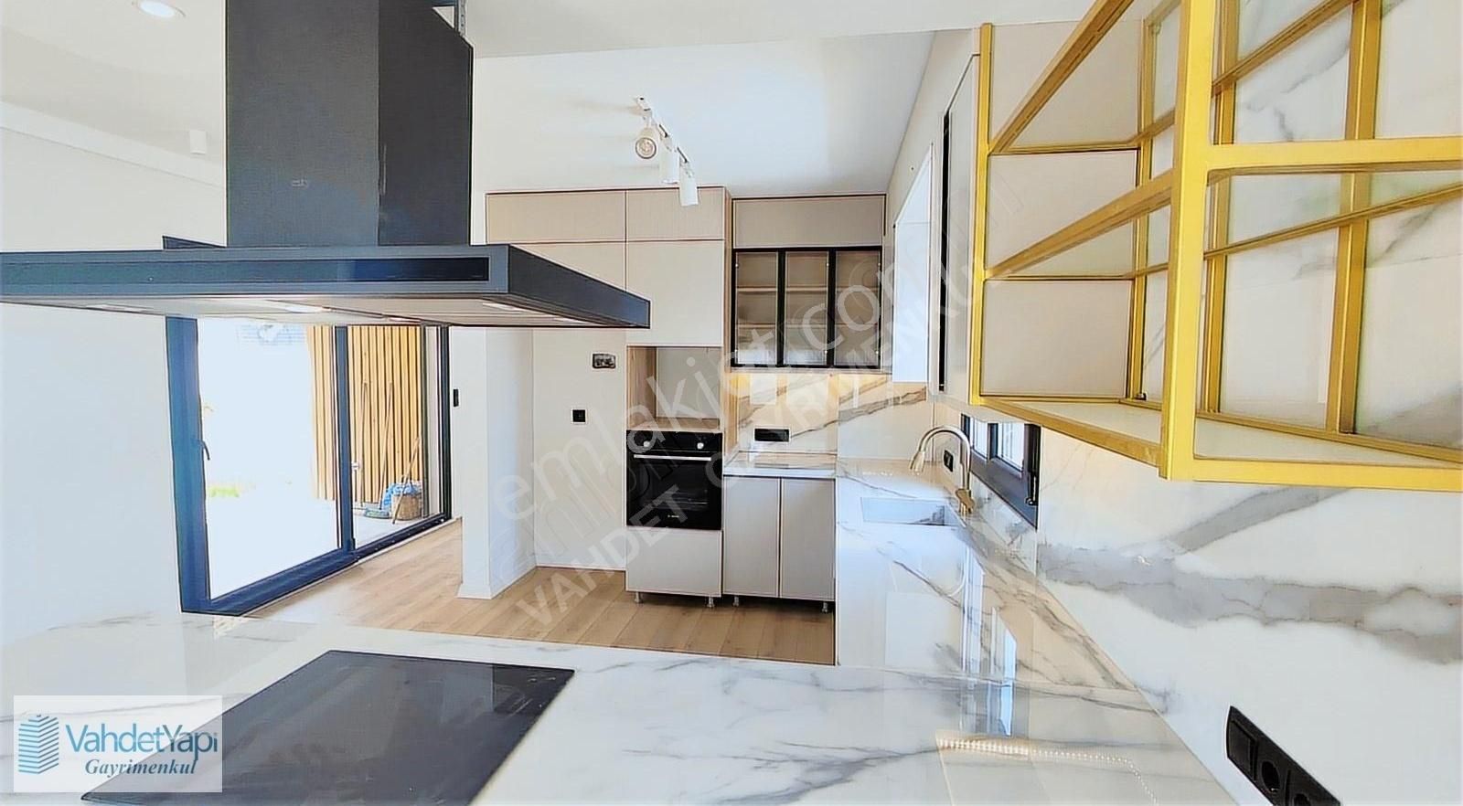 Vahdet'ten Güre'de Efsane 5+1 Havuzlu Saunalı Müstakil Villa - Görsel 17
