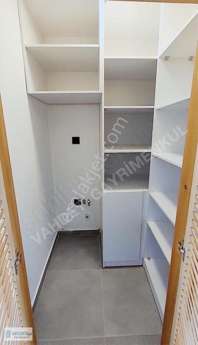 Vahdet'ten Güre'de Efsane 5+1 Havuzlu Saunalı Müstakil Villa - Görsel 27