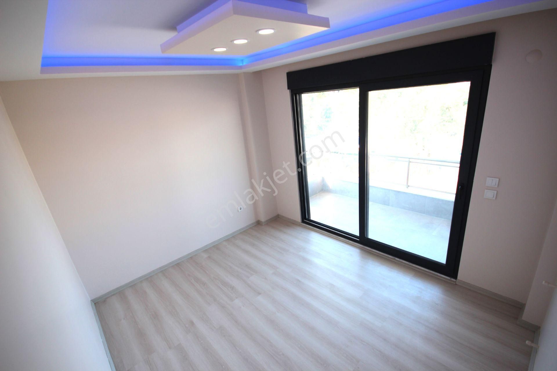 Vahdet'ten Güre Ssk'da Kapalı Garajlı Müstakil Bahçeli 3+1 Villa - Görsel 26