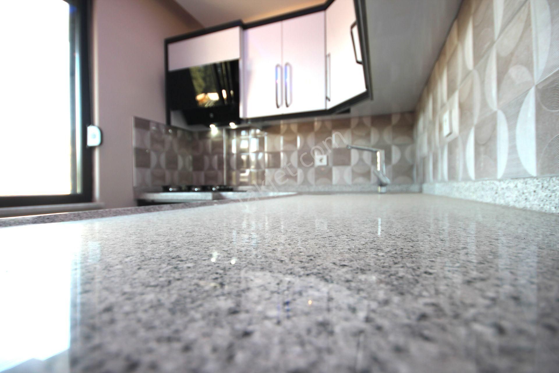 Vahdet'ten Güre Ssk'da Kapalı Garajlı Müstakil Bahçeli 3+1 Villa - Görsel 12