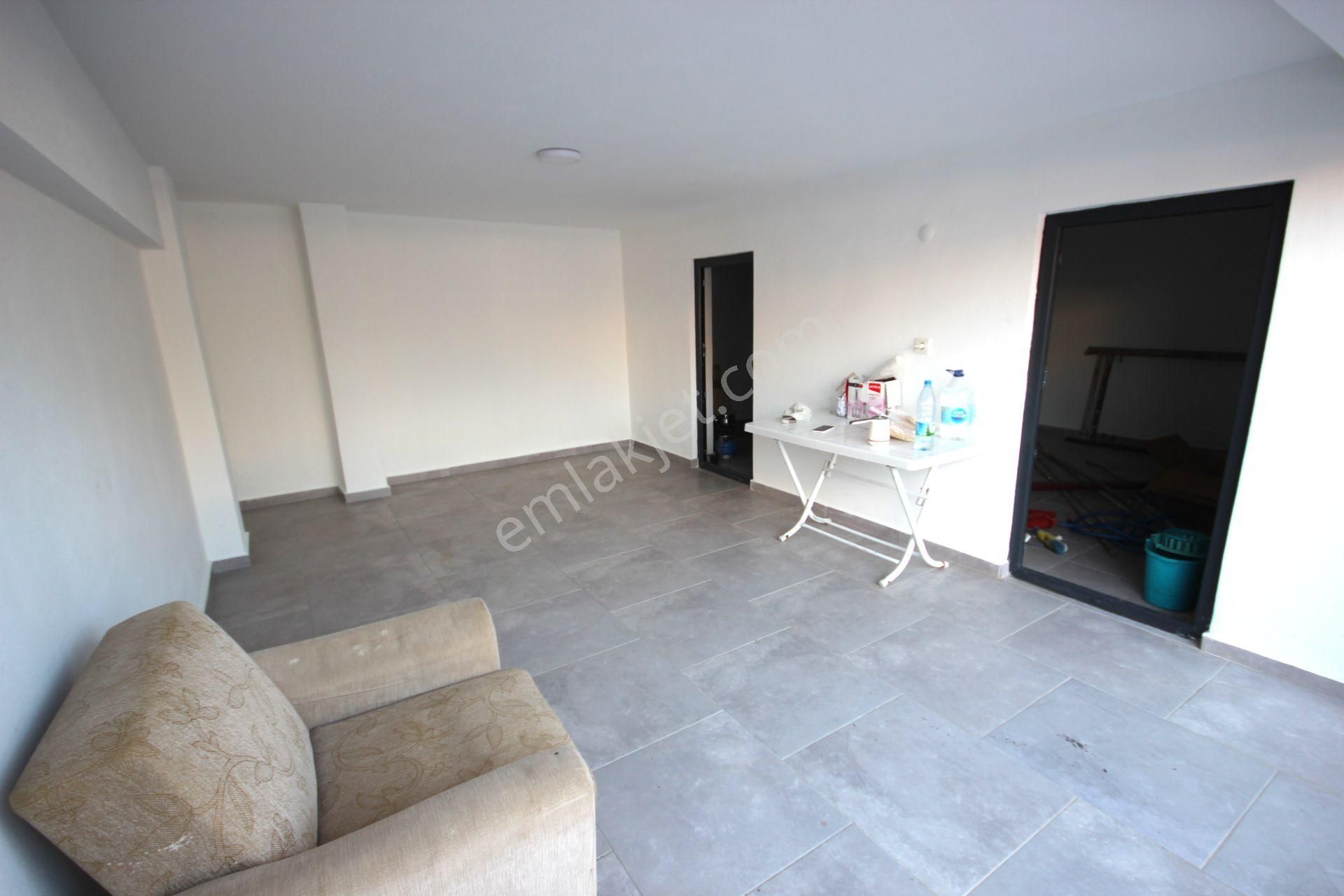 Vahdet'ten Güre Ssk'da Kapalı Garajlı Müstakil Bahçeli 3+1 Villa - Görsel 33