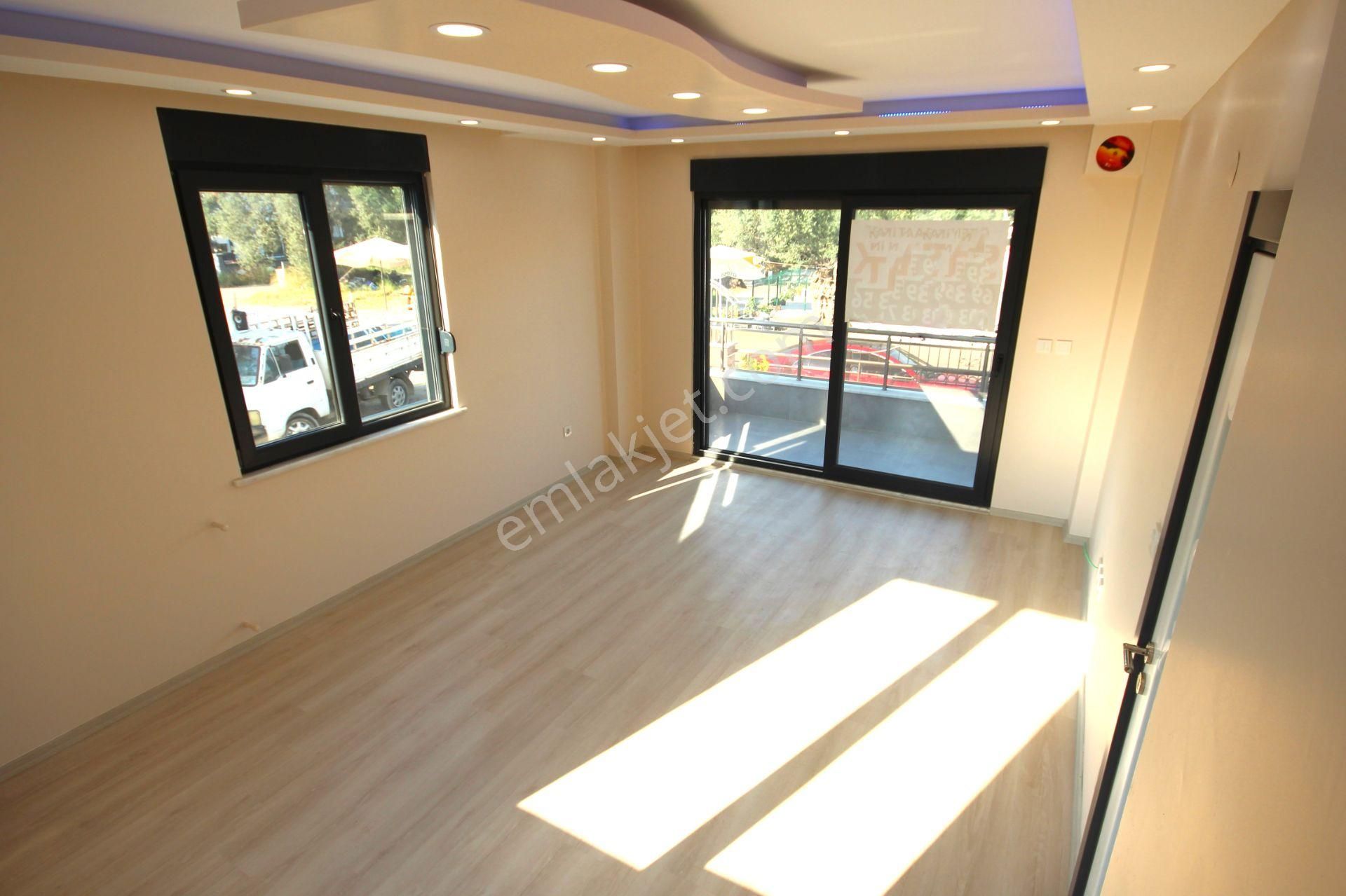 Vahdet'ten Güre Ssk'da Kapalı Garajlı Müstakil Bahçeli 3+1 Villa - Görsel 7