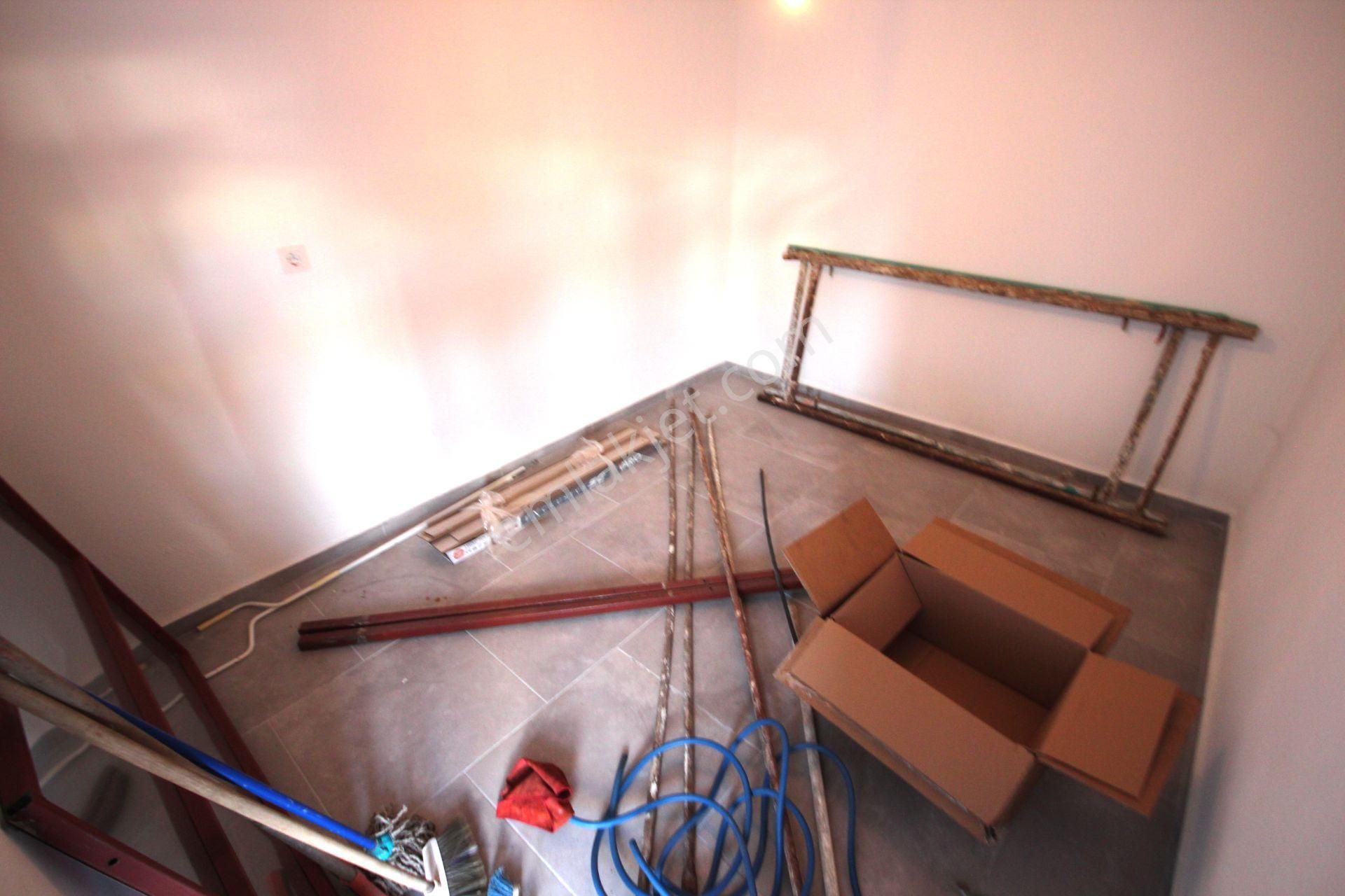 Vahdet'ten Güre Ssk'da Kapalı Garajlı Müstakil Bahçeli 3+1 Villa - Görsel 34