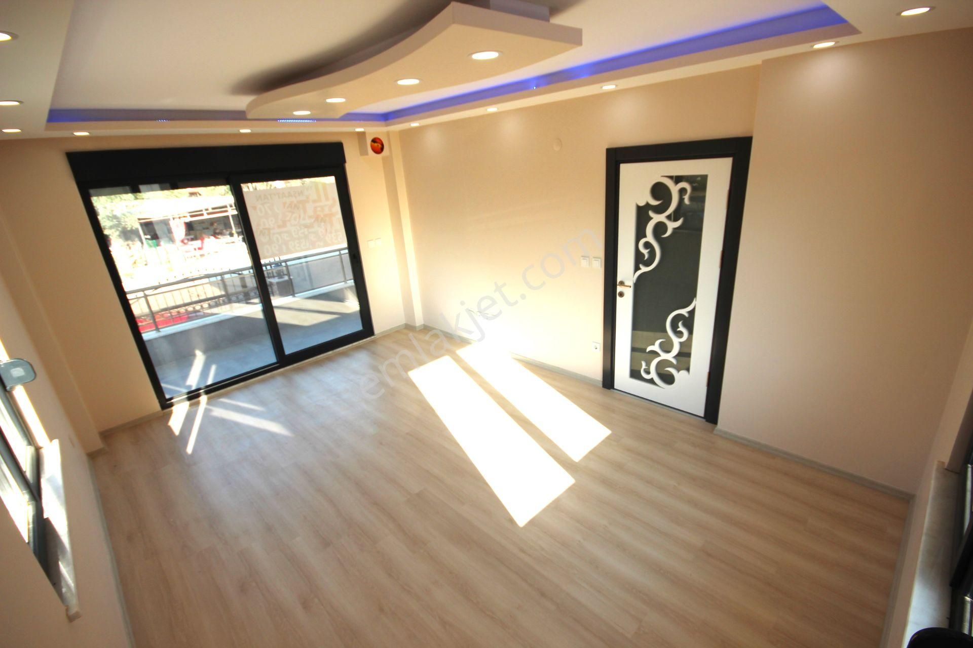 Vahdet'ten Güre Ssk'da Kapalı Garajlı Müstakil Bahçeli 3+1 Villa - Görsel 6