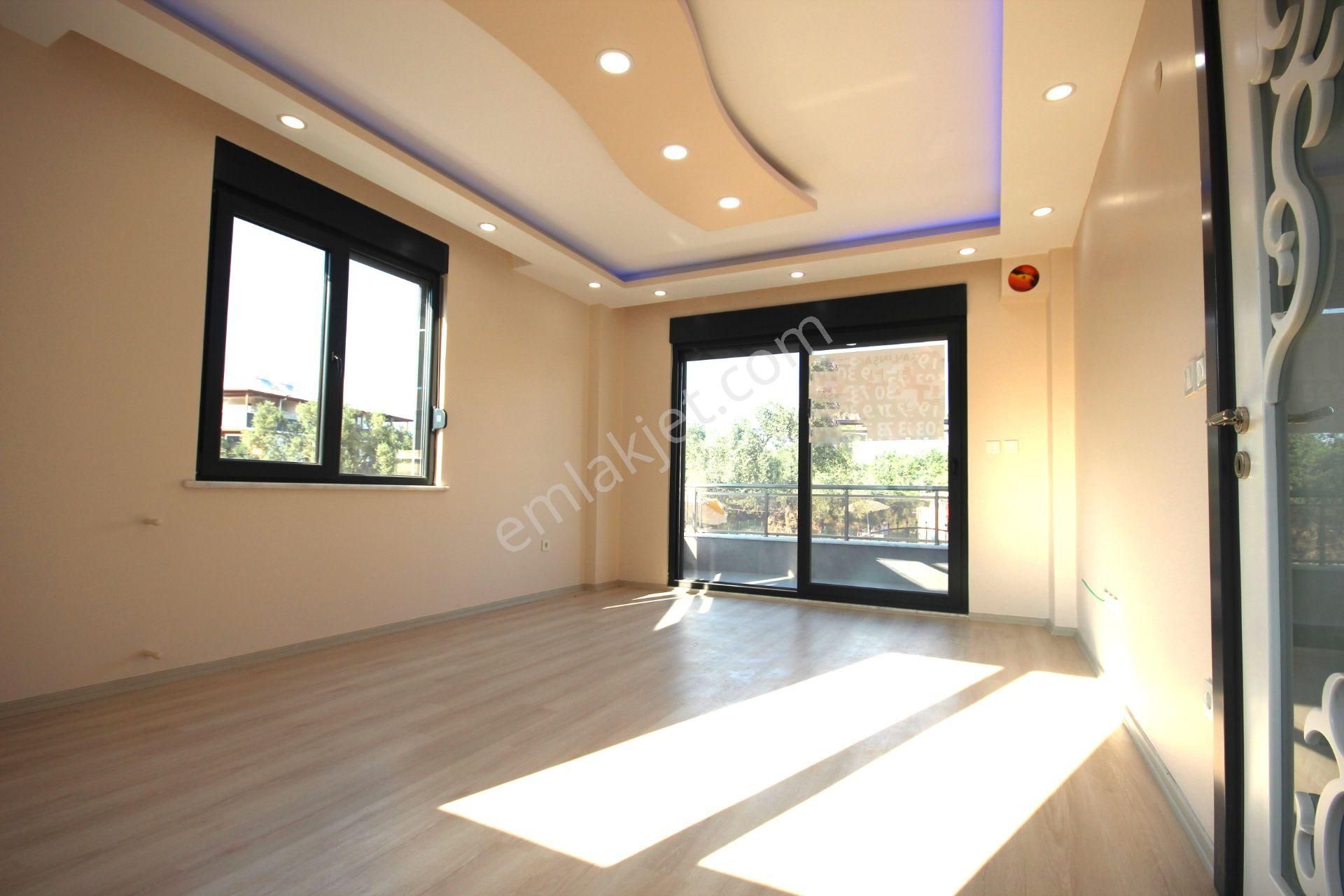 Vahdet'ten Güre Ssk'da Kapalı Garajlı Müstakil Bahçeli 3+1 Villa - Görsel 8