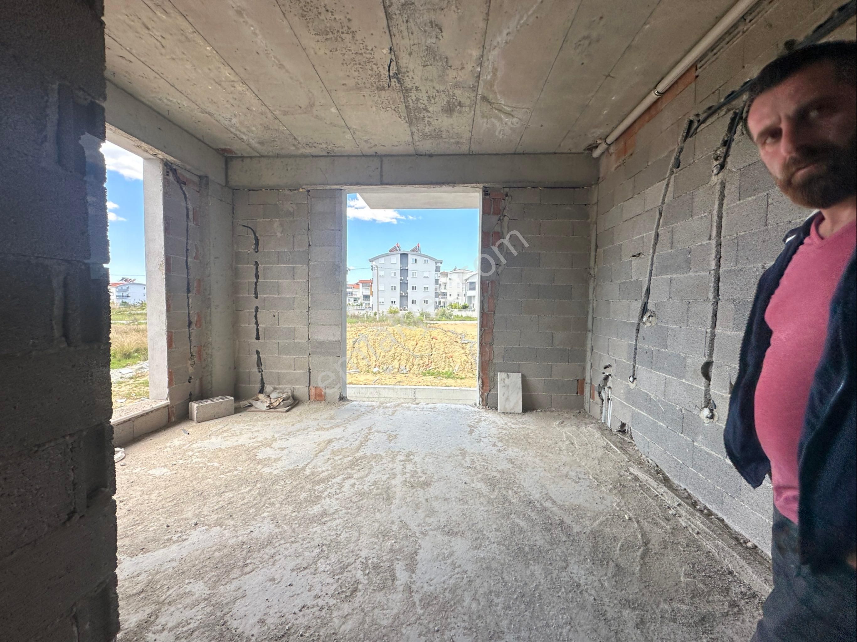 Ilıcada Satılık Havuzlu Lüx Yüksek Giriş - Görsel 5