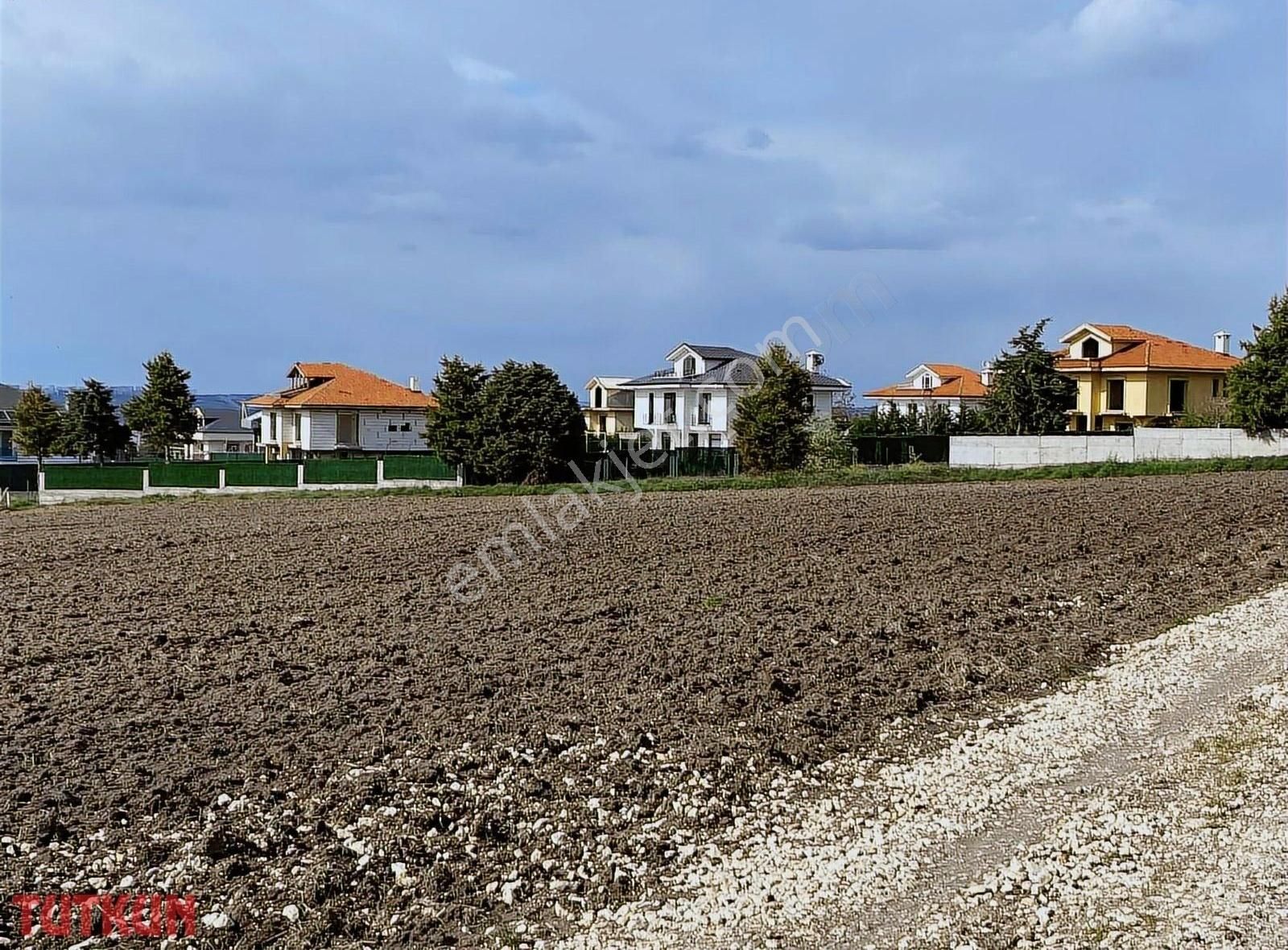 Arsa Tapulu İmarlı 250m Son Parsel - Görsel 18