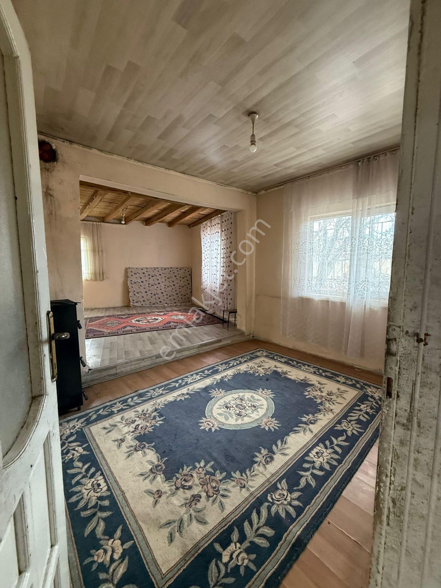 Öz Gaye Emlaktan Develi İzmieli Mahallesinde Satılık Kargir Ev Ve Arsası - Görsel 3