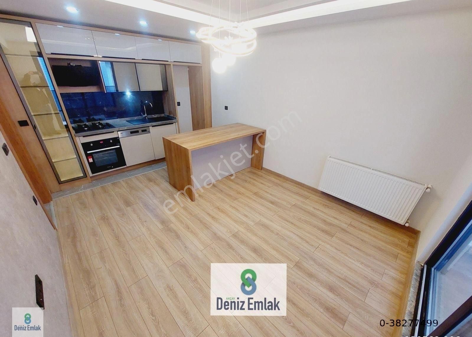 Denizden Akçayda Yeni Binada Lüks Dizayn Edilmiş Satılık 1+1 Daire.
