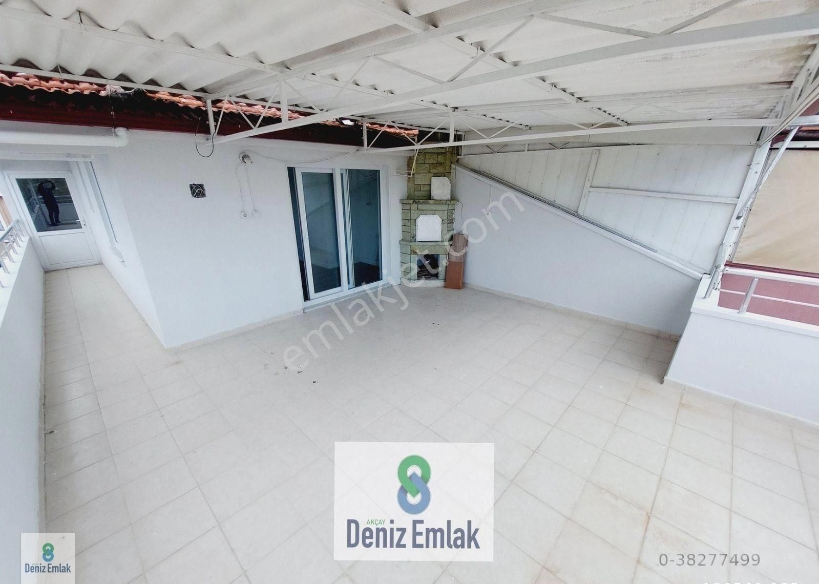 Denizden Akçayda Ön Cephe Geniş Satılık 4+1 Dubleks Daire.