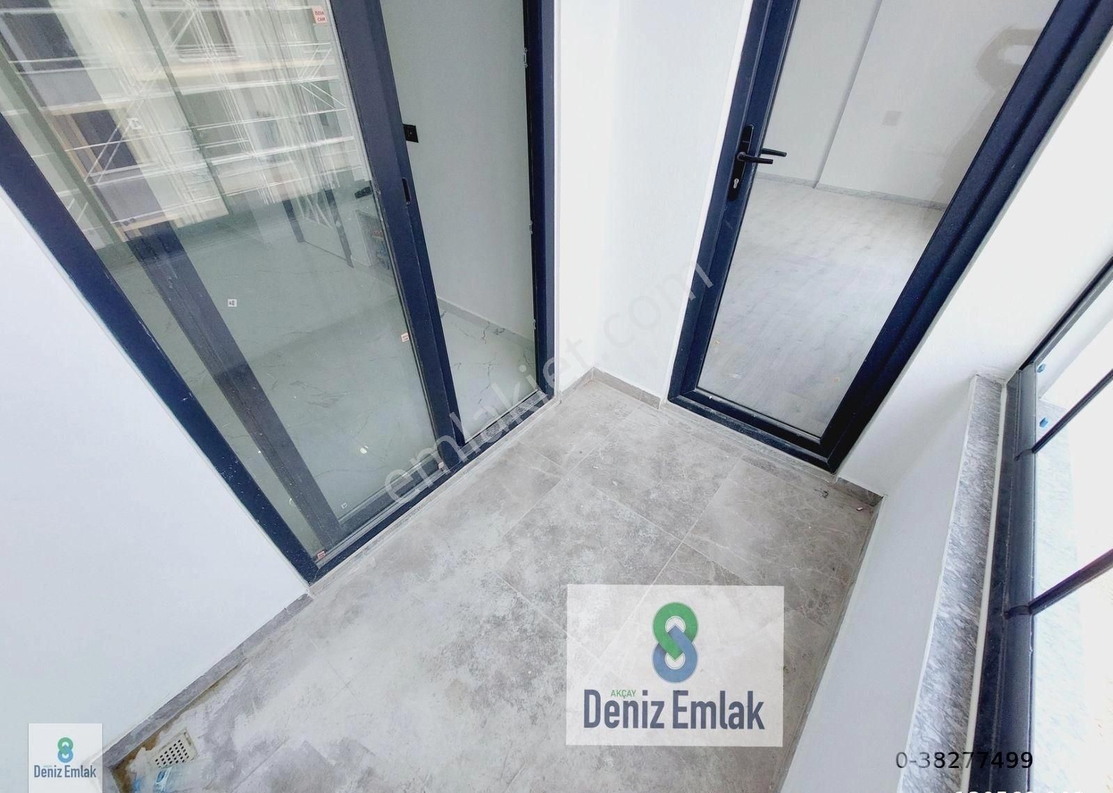 Denizden Akçayda Yeni Asansörlü Lüks Yerden Isıtmalı Satılık 2+1 Dubleks Daire.