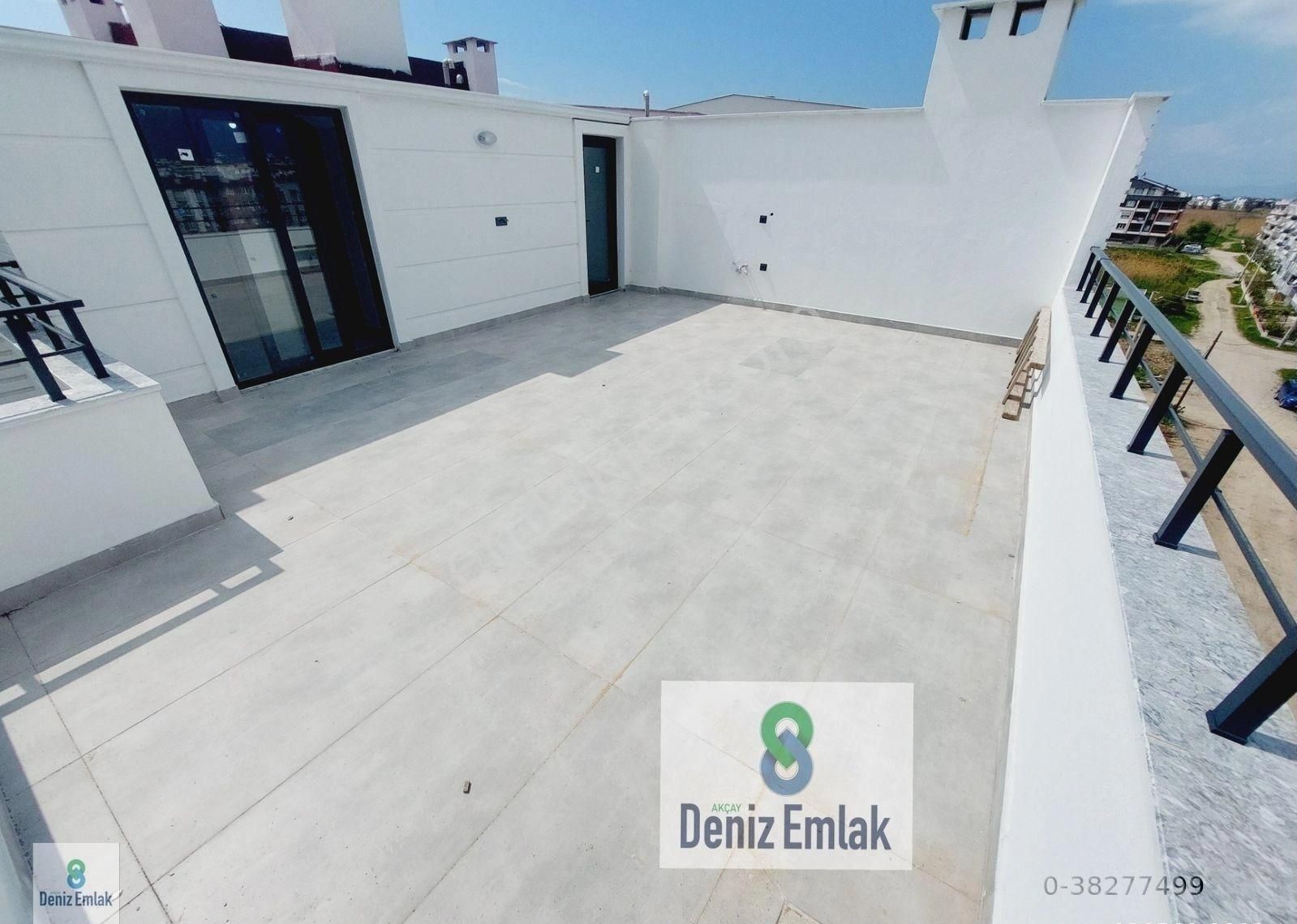 Denizden Akçayda Ön Cephe Asansörlü Yerden Isıtmalı Satılık 3+1 Dubleks Daire.