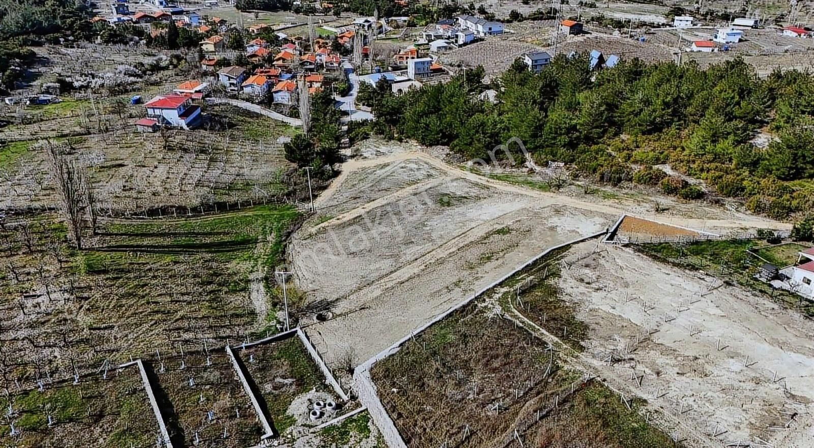 Bornova Beşyol Sitesinin İçerisinde Satılık Parseller - Görsel 3