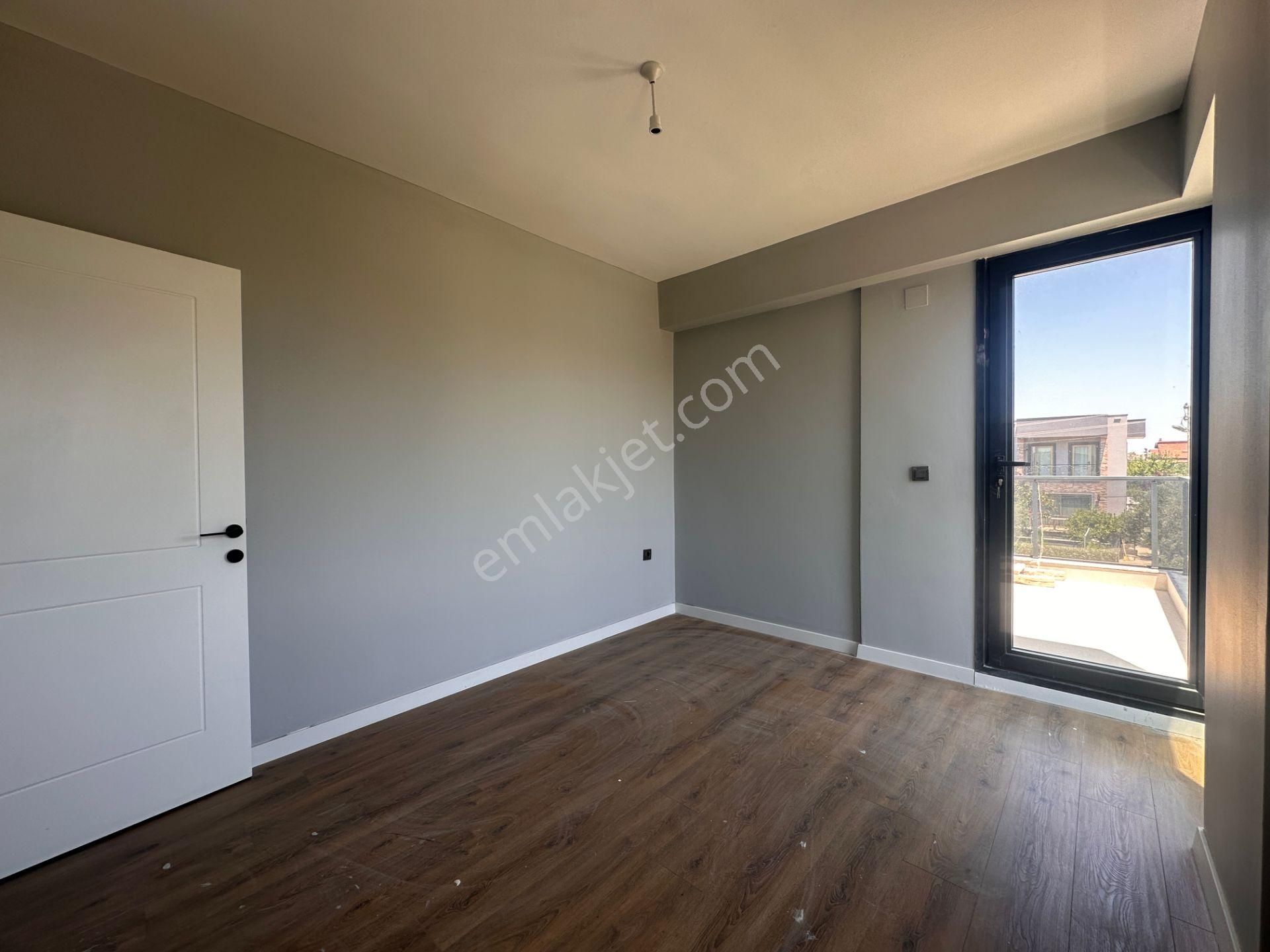 Urla Atatürk'te 335 M2 Arsa İçerisinde Tam Müstakil Villa - Görsel 30