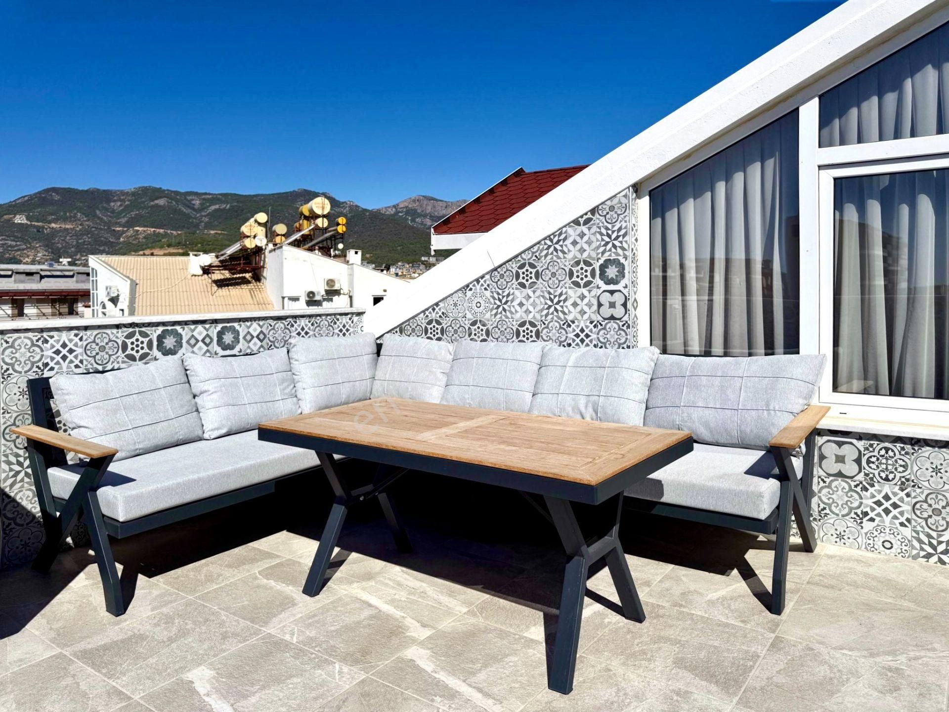 Alanya Oba'da Denize 100 M Mesafede Havuzlu Sitede 3+1 Dubleks - Görsel 28