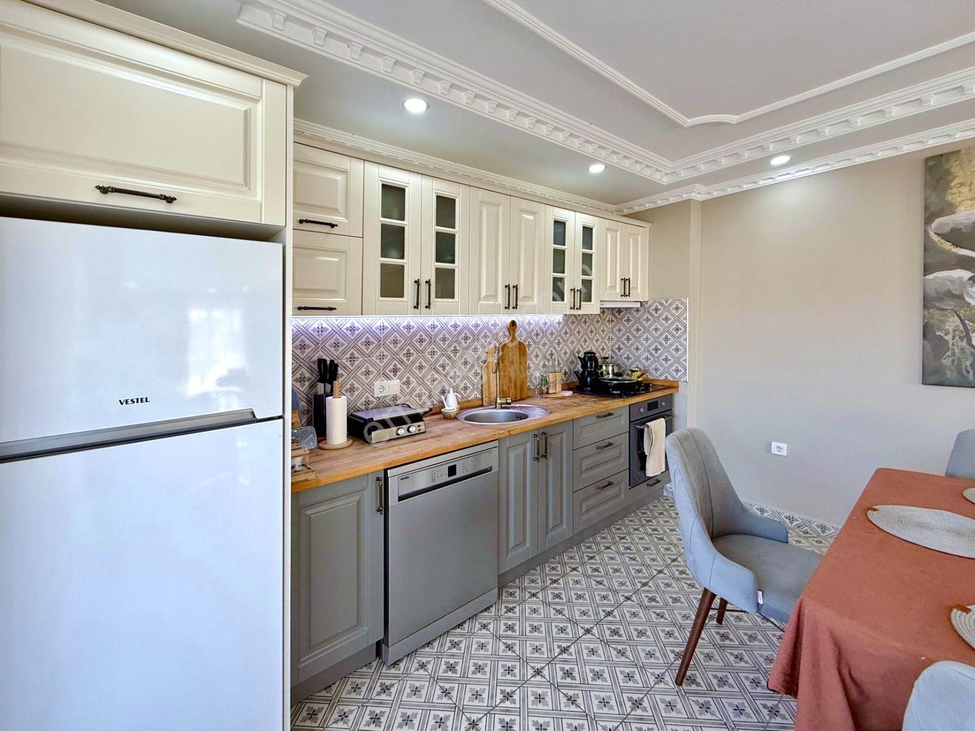 Alanya Oba'da Denize 100 M Mesafede Havuzlu Sitede 3+1 Dubleks - Görsel 8